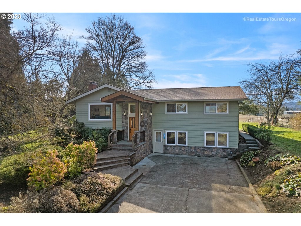 17224 NW LUCY REEDER RD ,  Portland, OR 97231