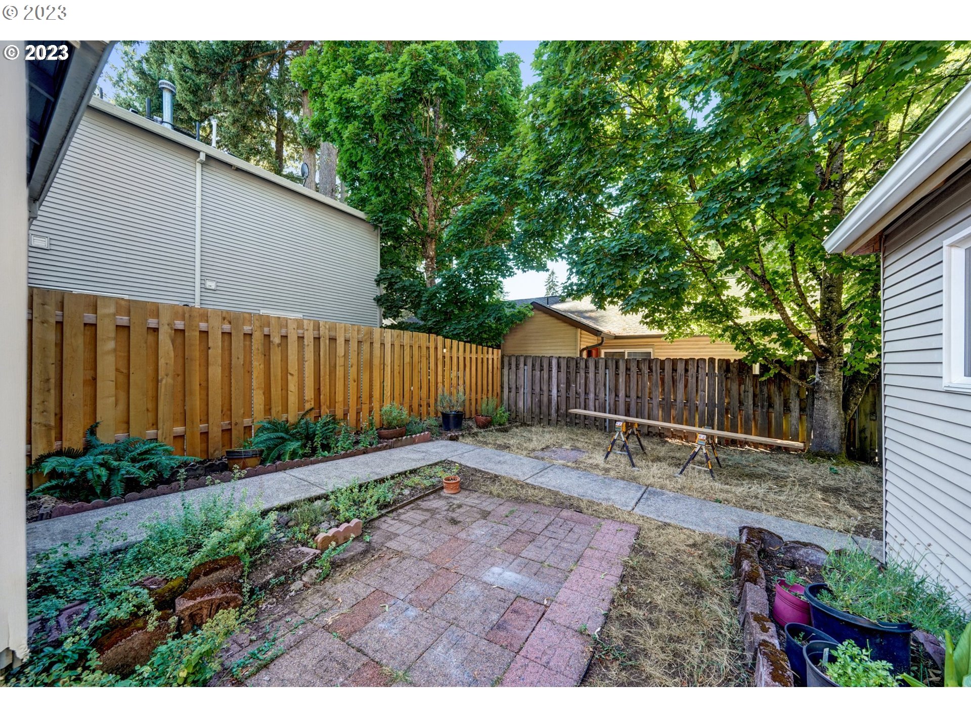 Photo #2: 23053716 Listing 