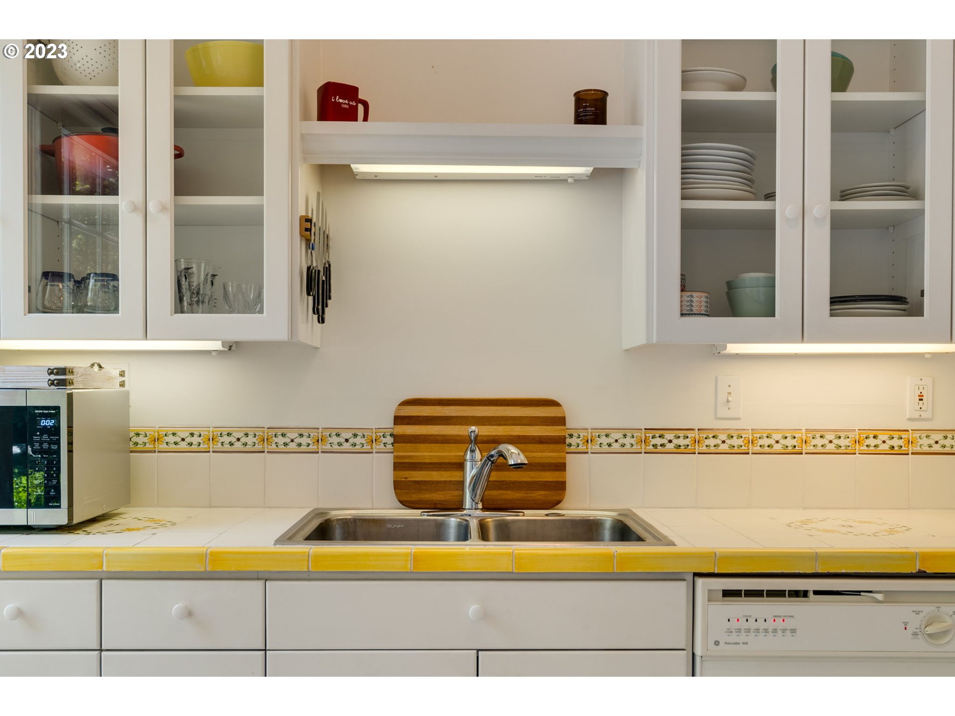 Photo #6: 23056505 Listing 