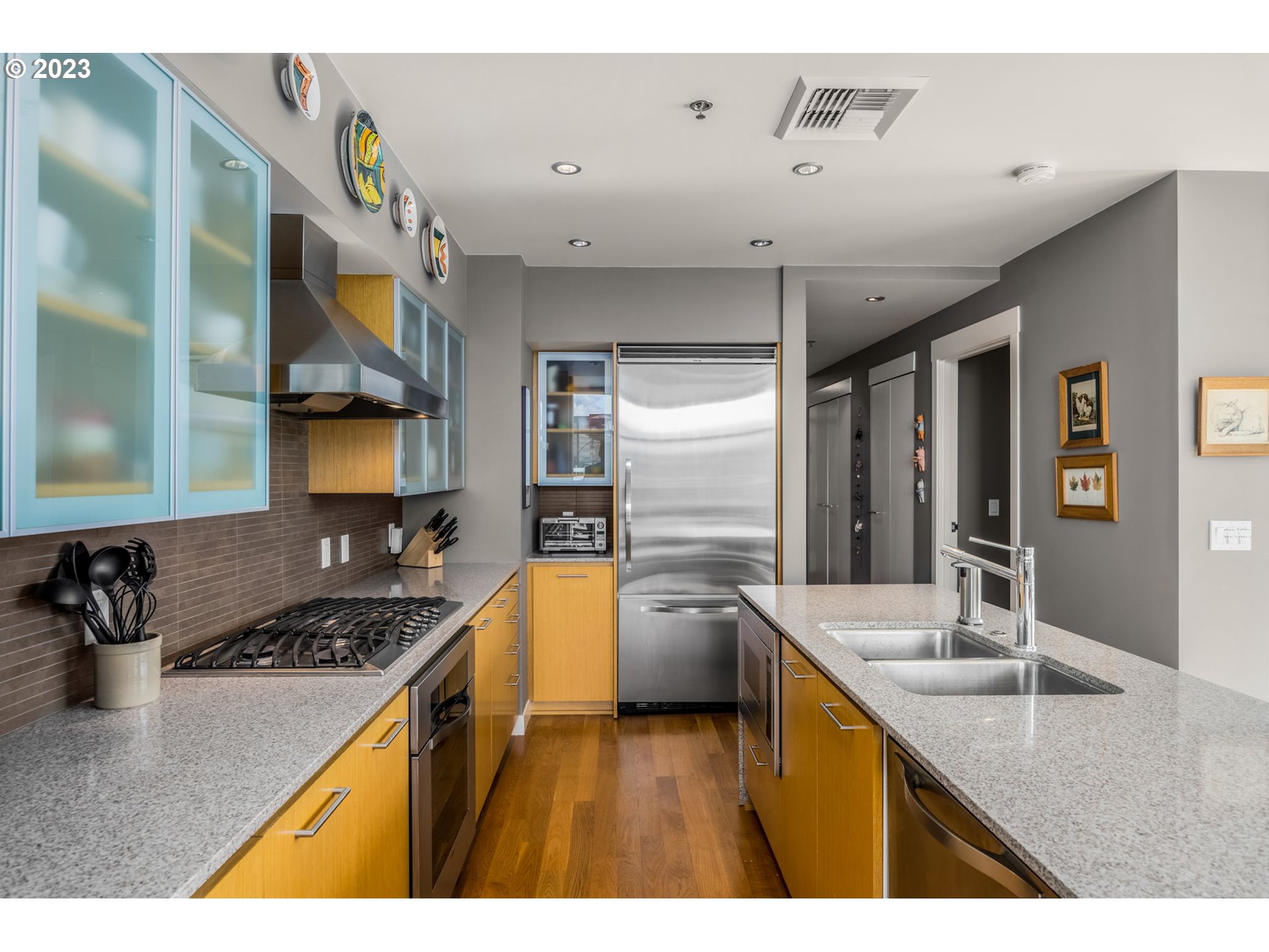 Photo #4: 23061737 Listing 
