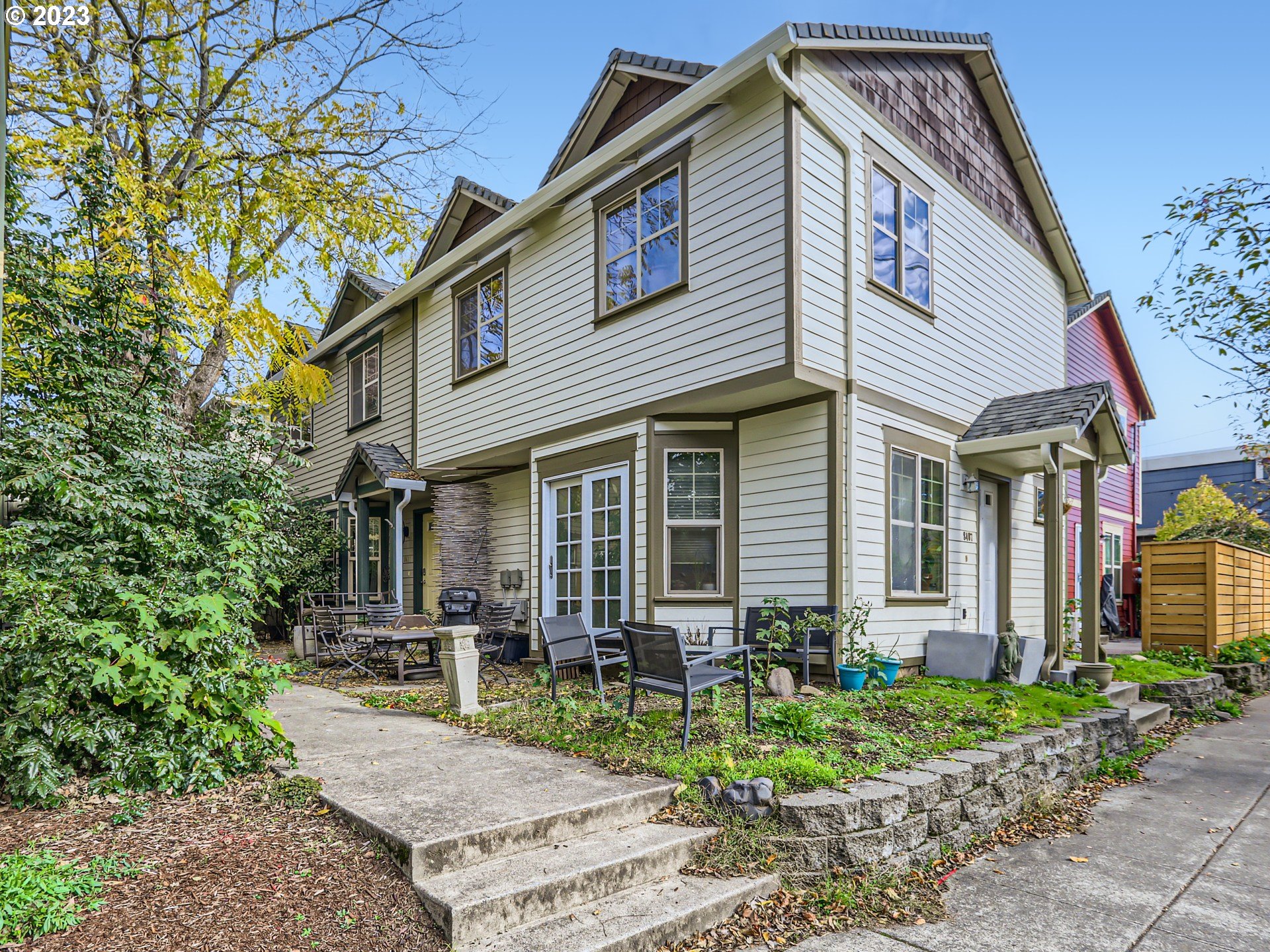 Photo #3: 23062359 Listing 