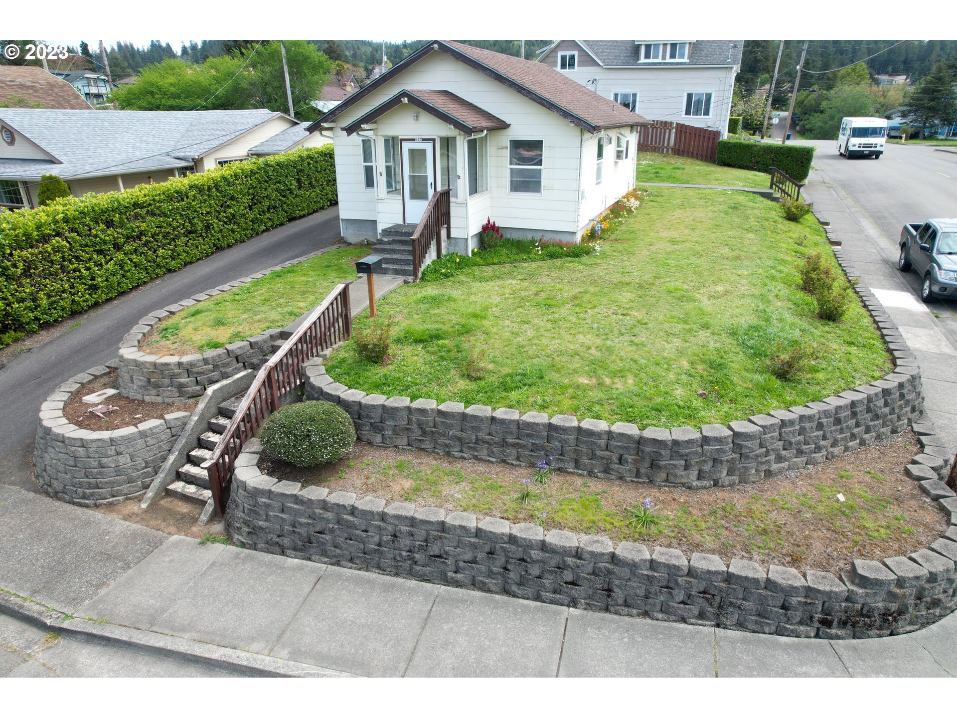 620 N BAXTER ST, Coquille, OR 97423