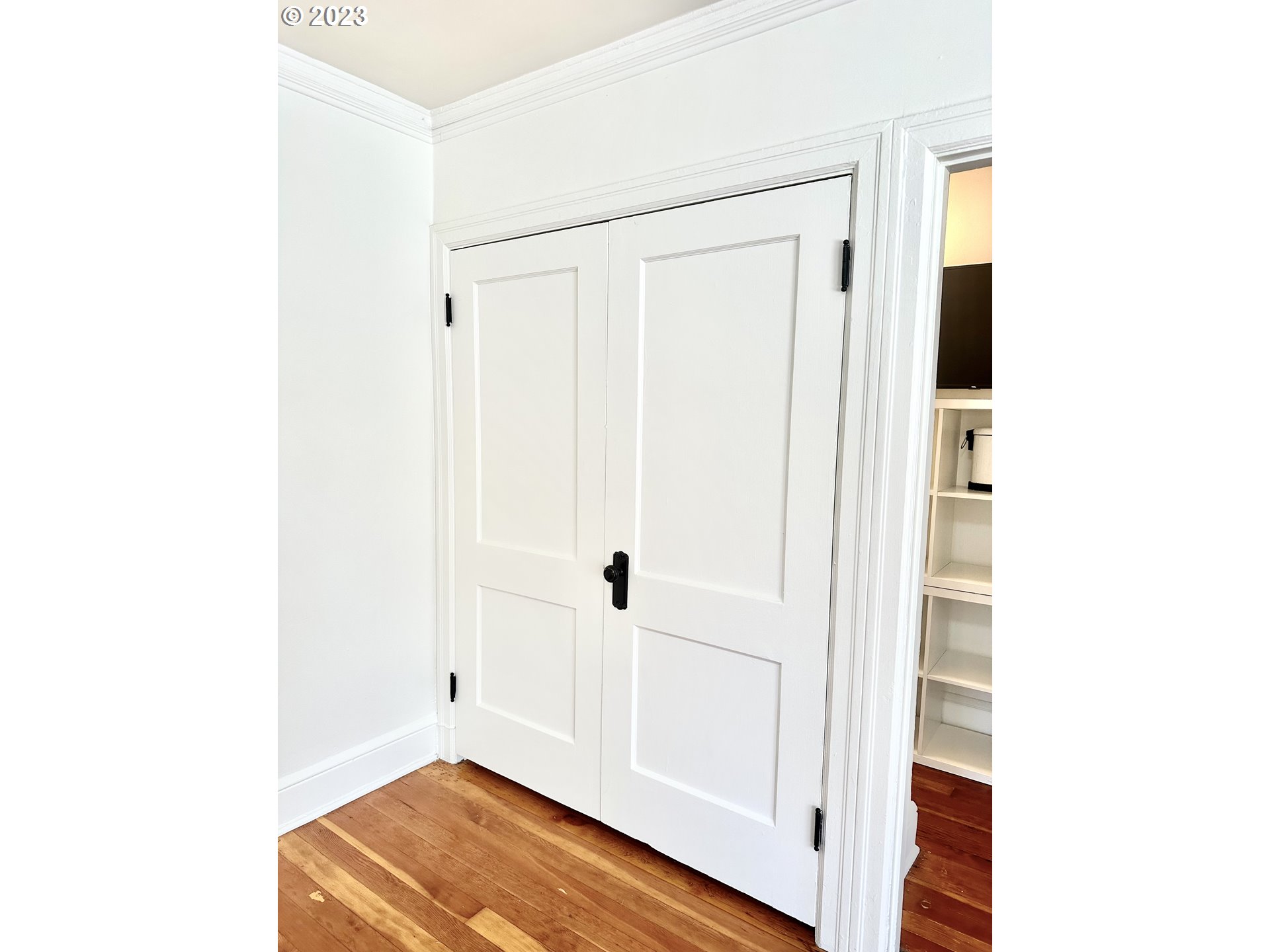Photo #6: 23066917 Listing 