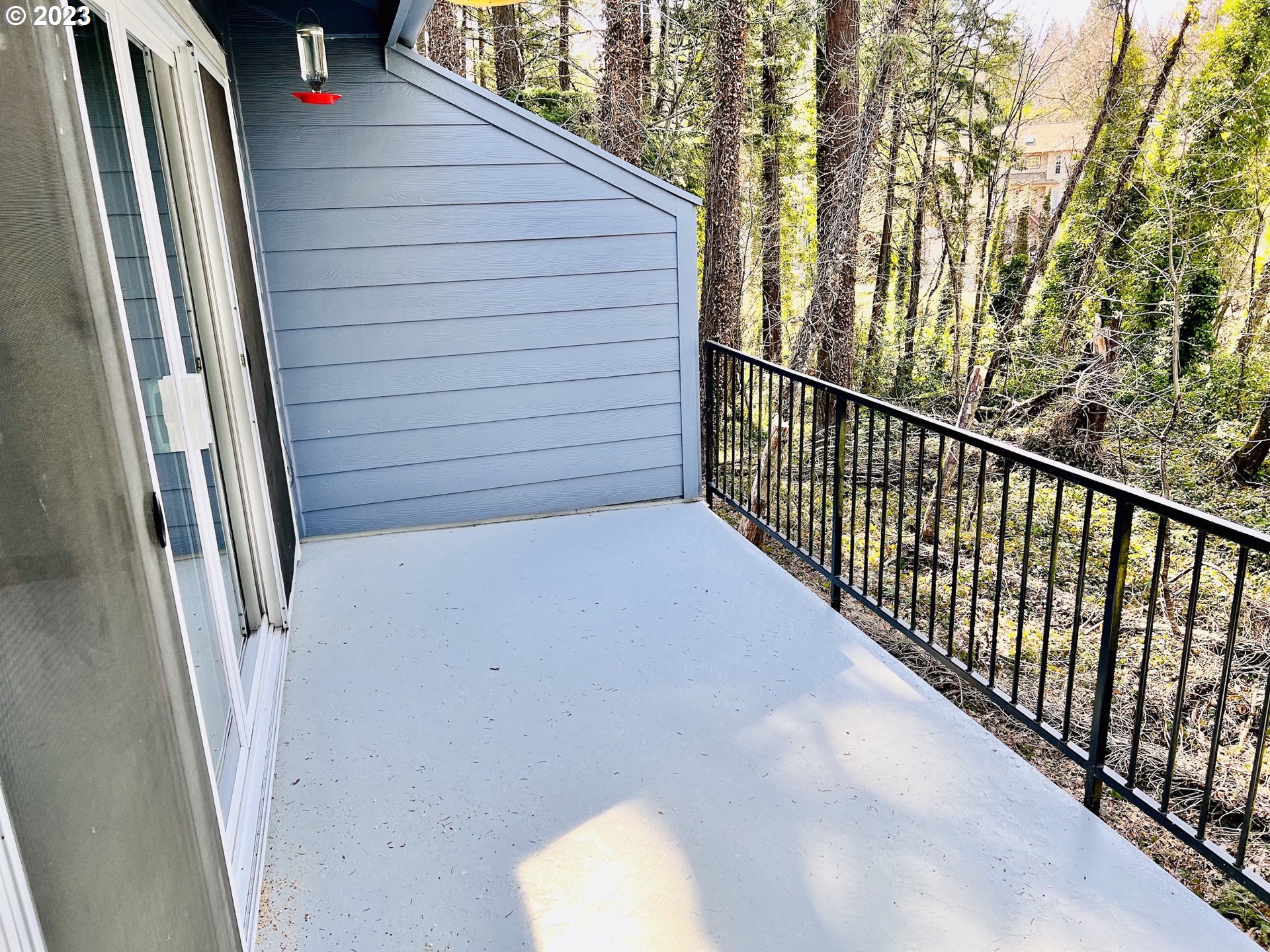 Photo #3: 23068401 Listing 