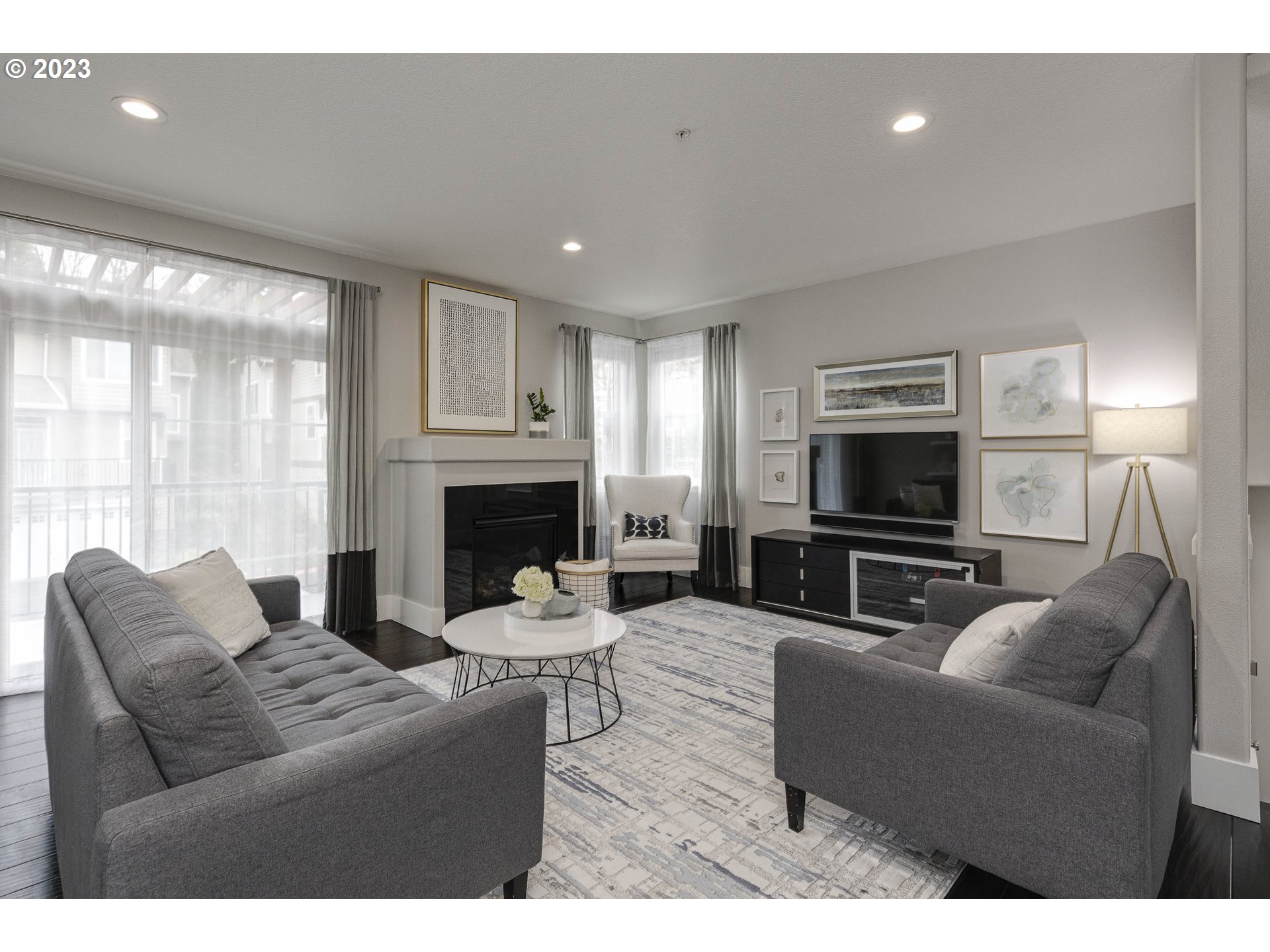 Photo #5: 23070951 Listing 