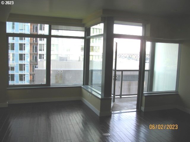 Photo #4: 23072303 Listing 