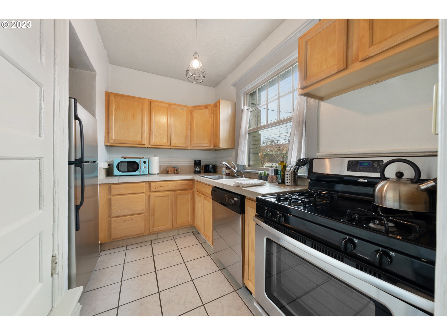 Photo #6: 23075210 Listing 