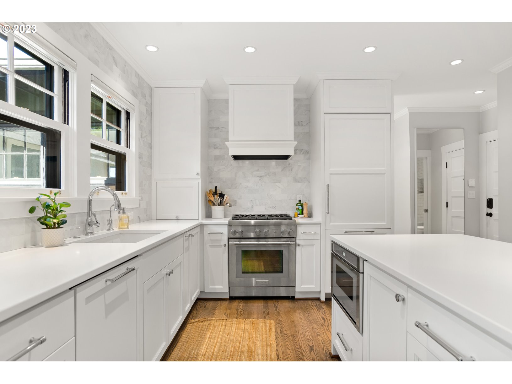 Photo #5: 23077636 Listing 