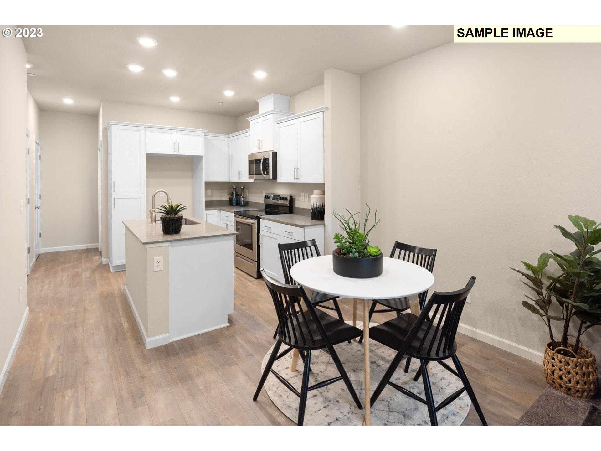 Photo #13: 23078478 Listing 