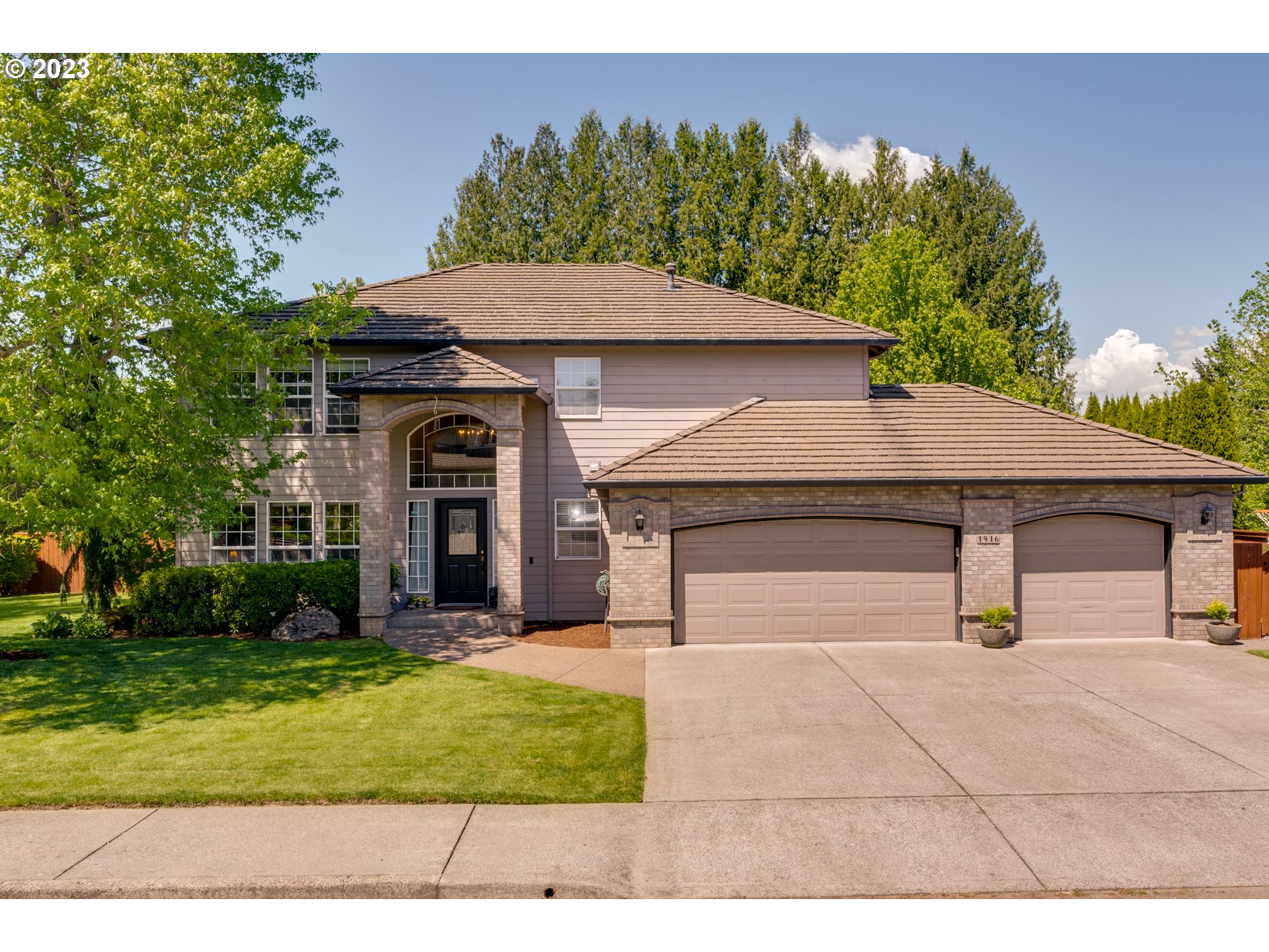 1916 NW 87th Cir, Vancouver, WA 98665