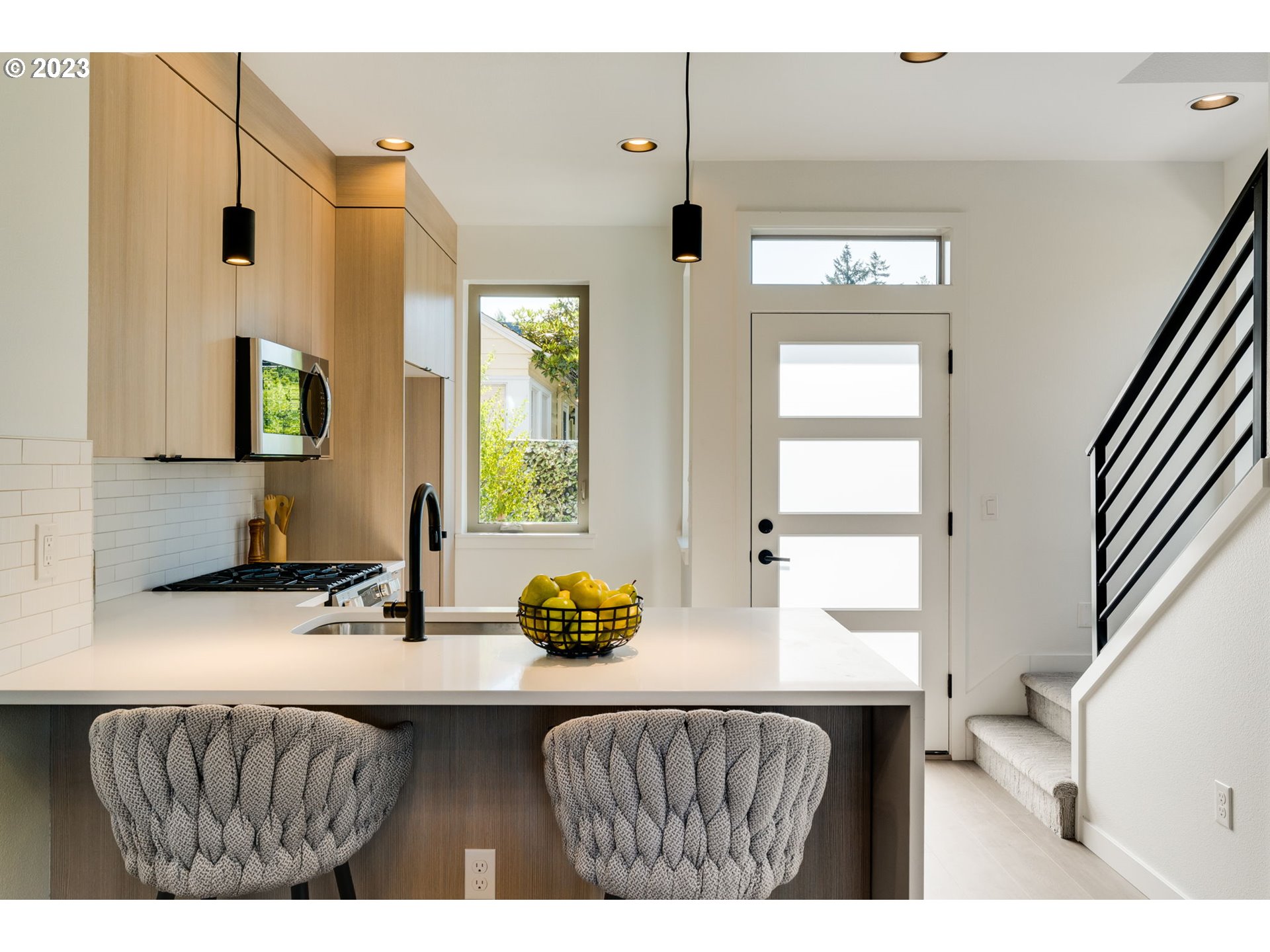 Photo #4: 23083704 Listing 