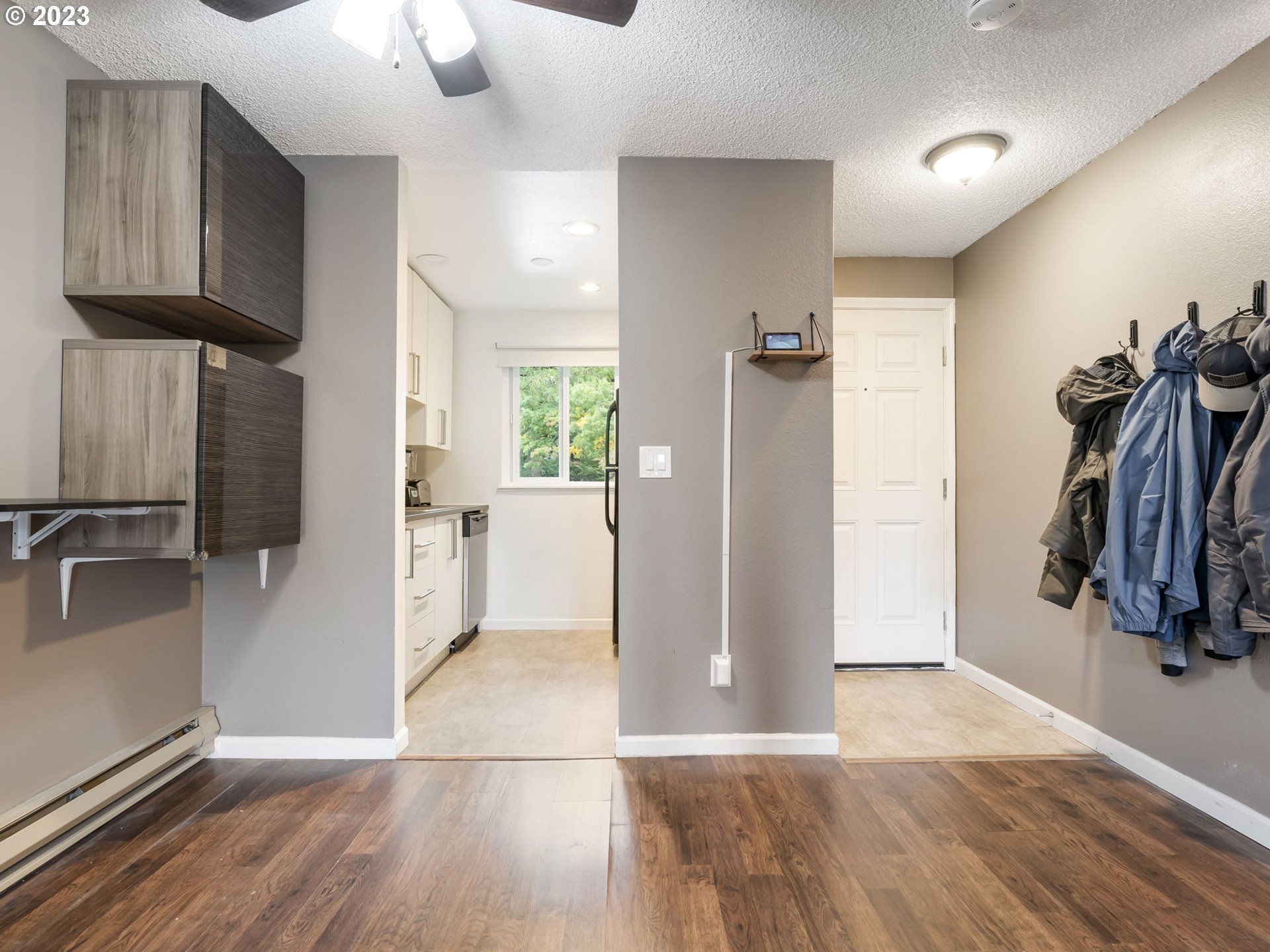 Photo #21: 23089503 Listing 
