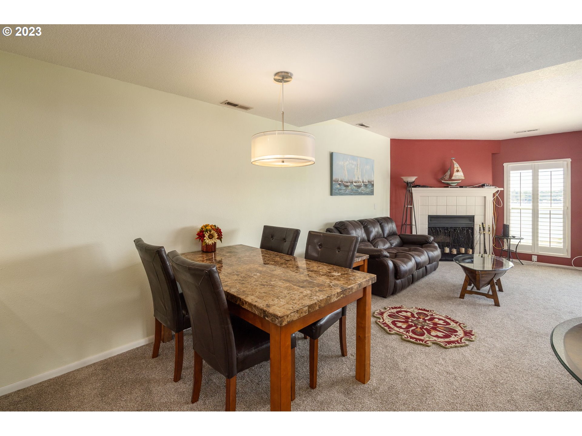 Photo #3: 23090487 Listing 