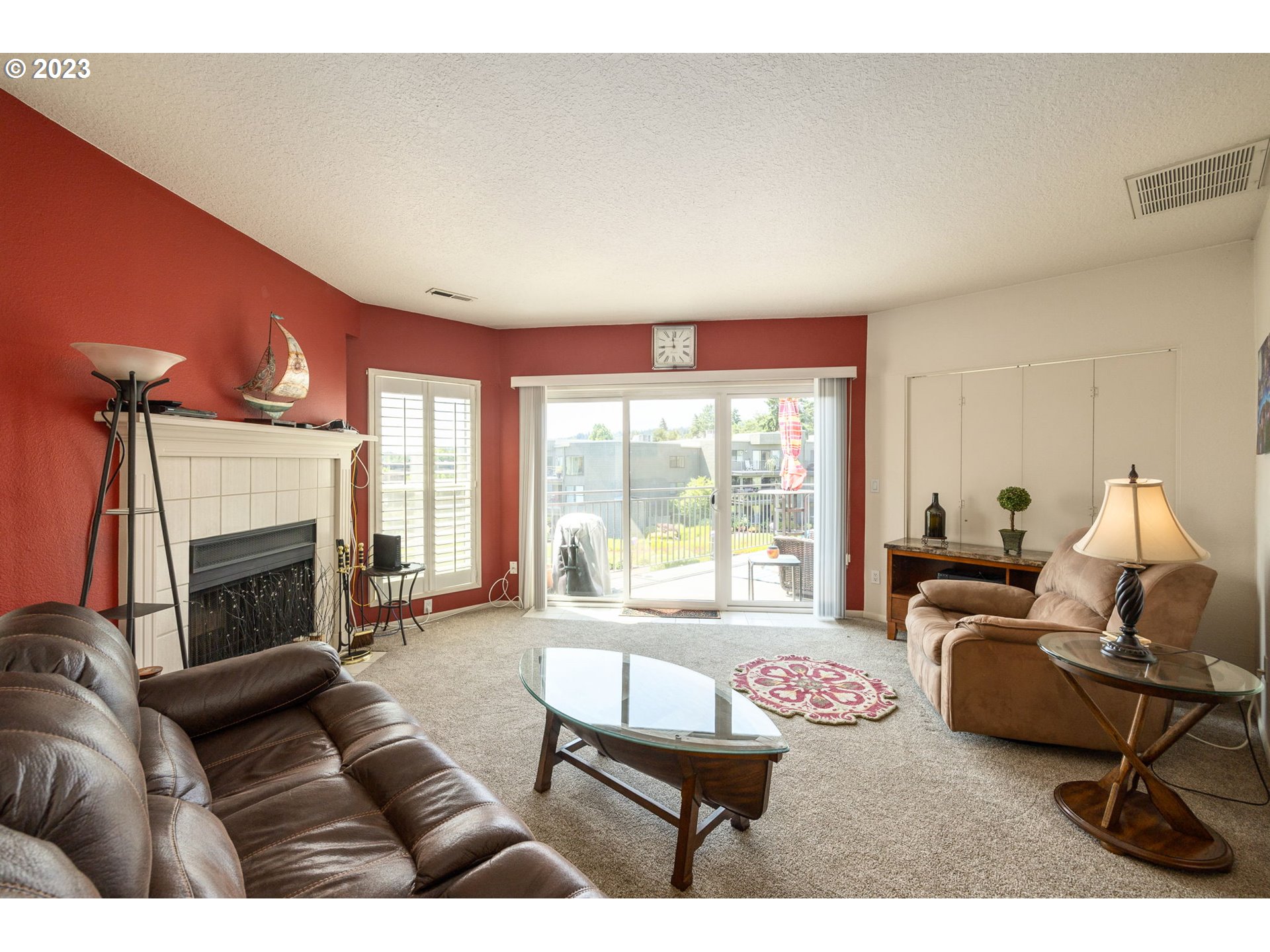 Photo #5: 23090487 Listing 