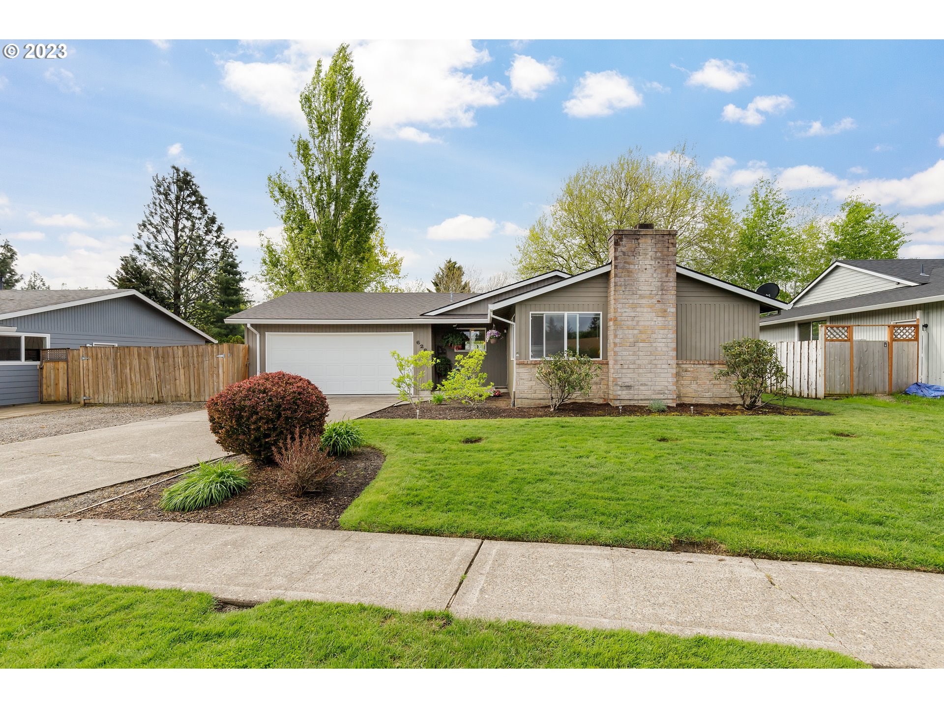 628 SE 17TH ST, Troutdale OR 97060