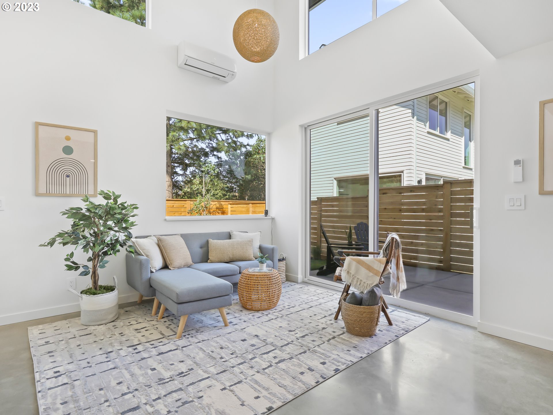 Photo #10: 23092575 Listing 