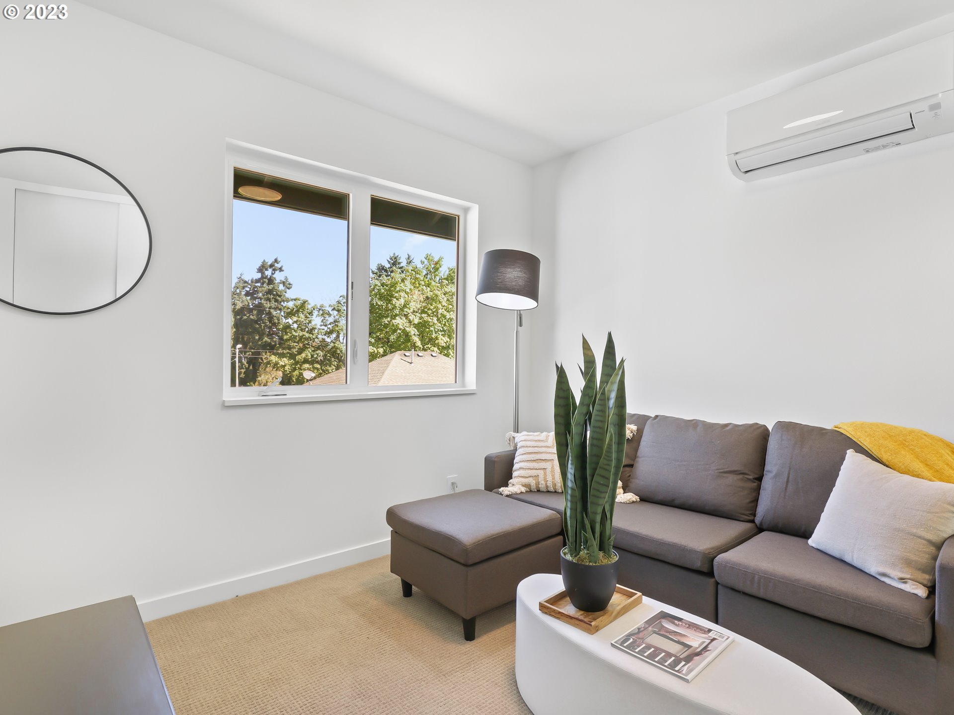 Photo #19: 23092575 Listing 
