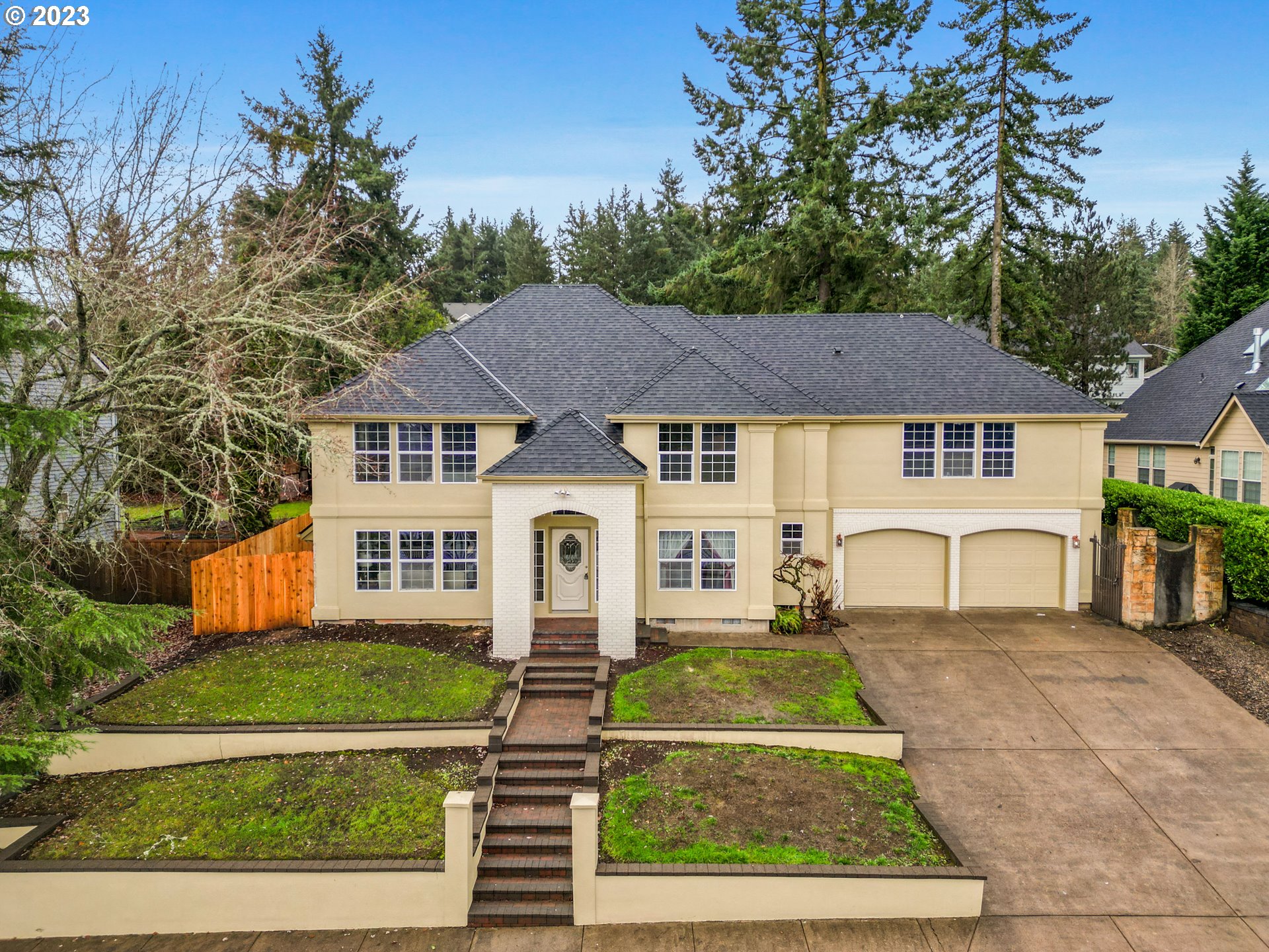 2010 NW SARAH AVE, Albany, OR 
