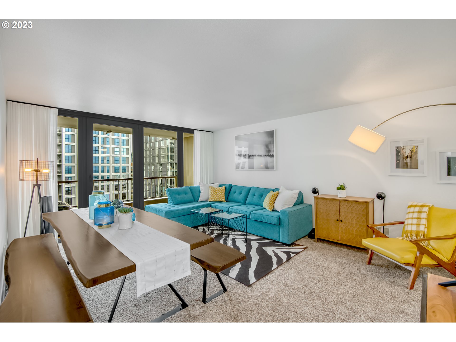 Photo #3: 23096599 Listing 