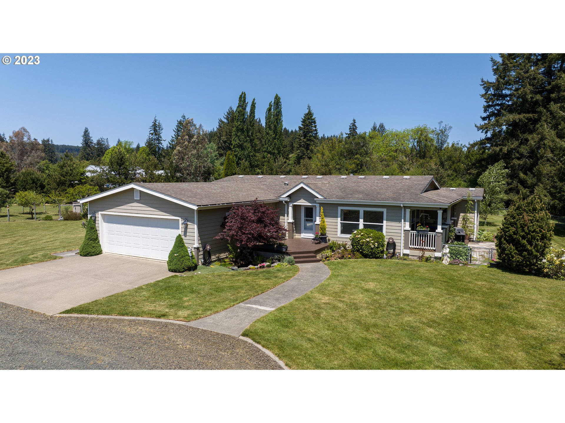 96873 LONE PINE LN, Coquille, OR 97423