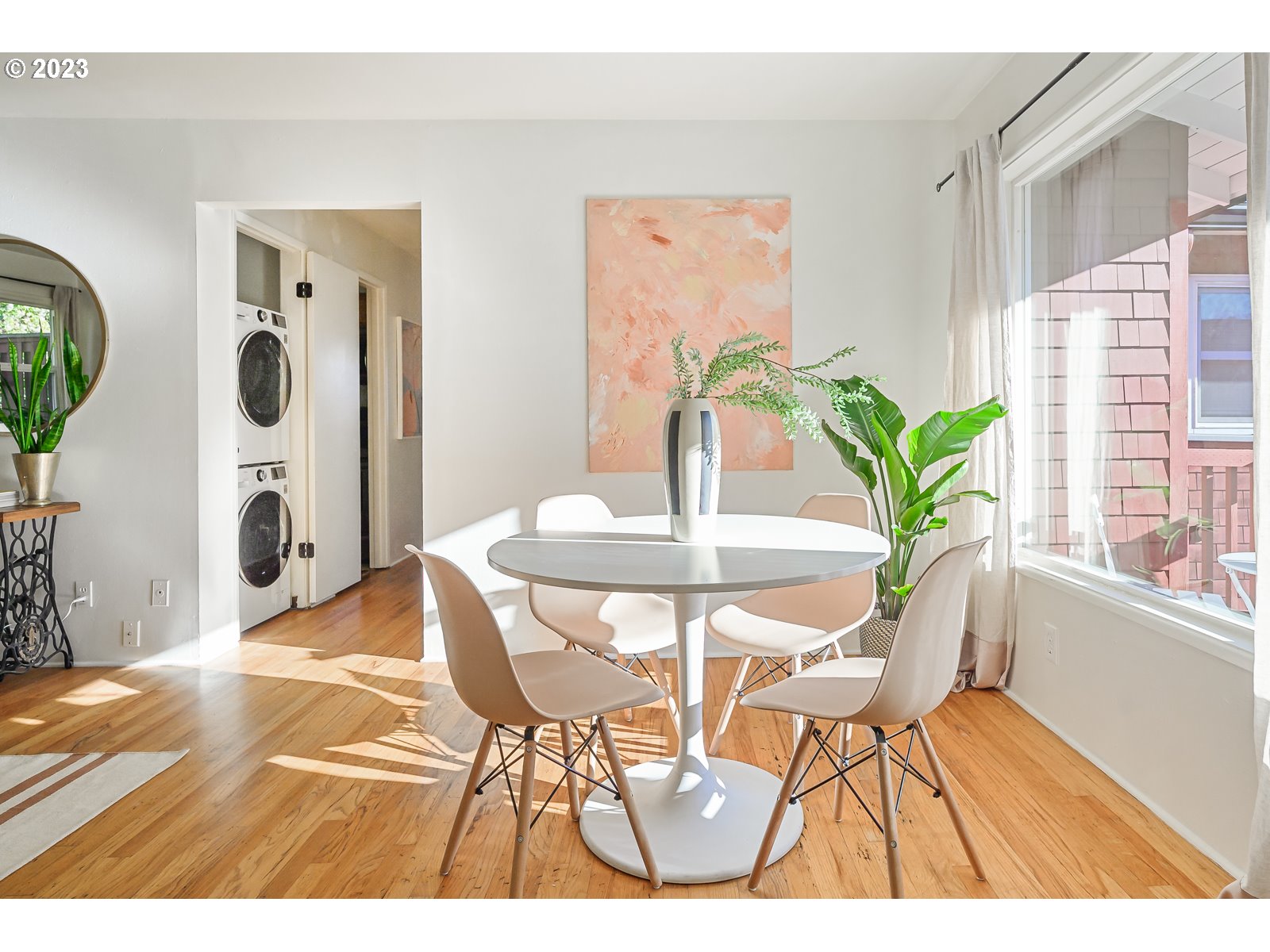Photo #3: 23100233 Listing 