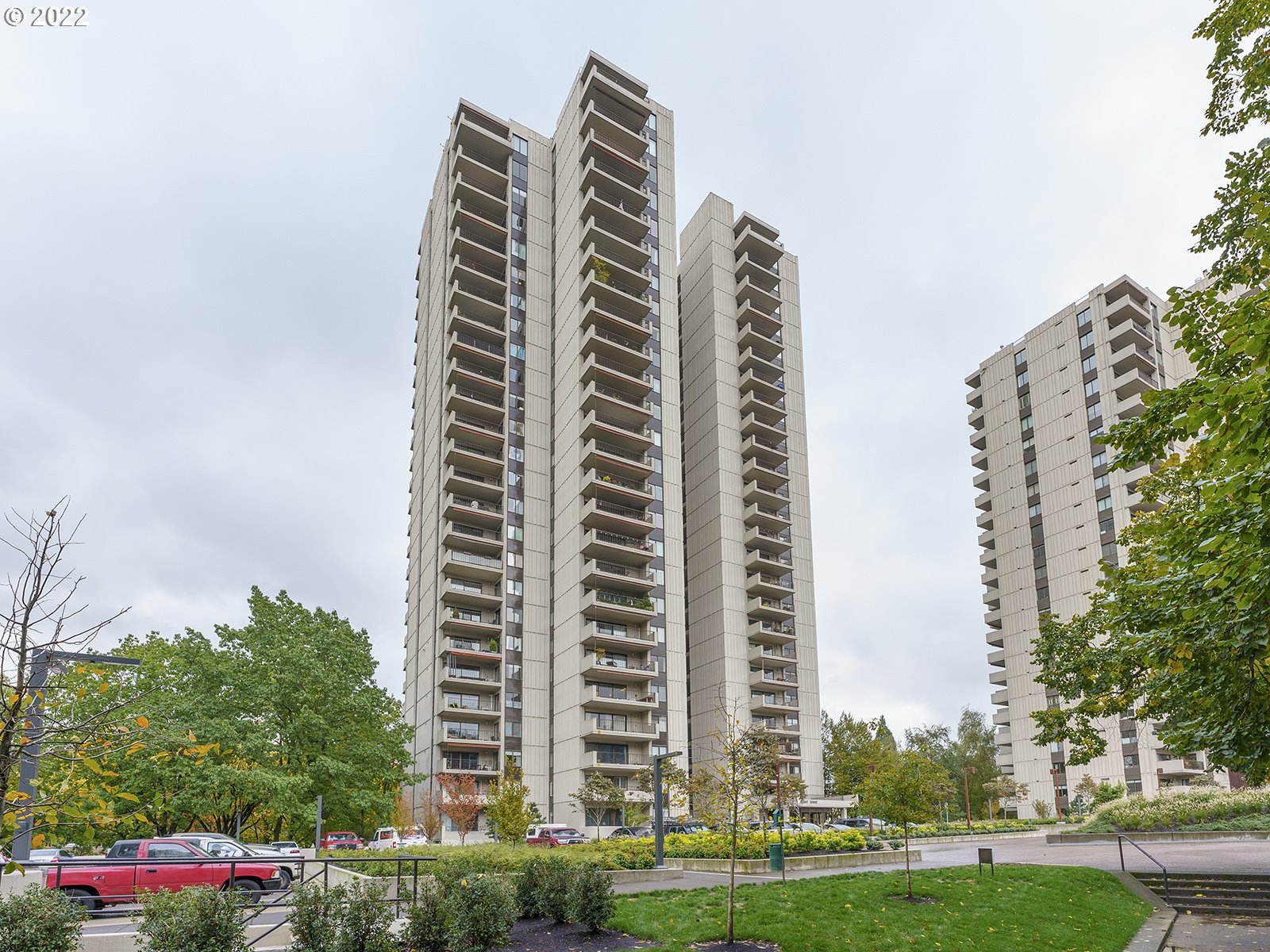 AMERICAN PLAZA TOWERS Condos For Sale in PORTLAND Portland Condo Mania!