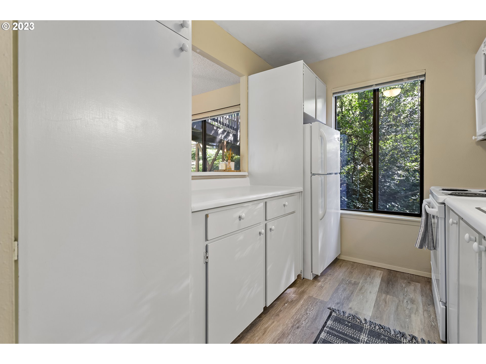 Photo #4: 23102072 Listing 