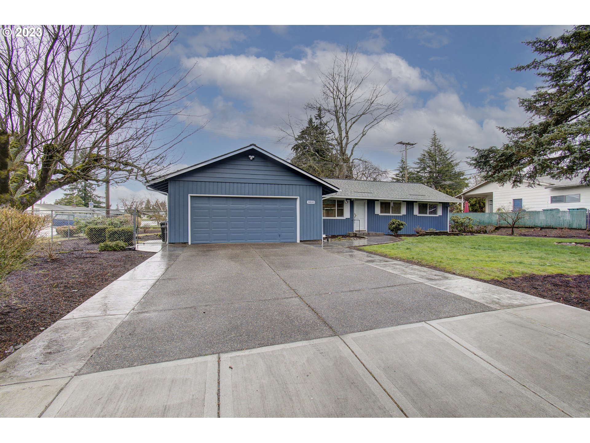 9800  St Helens Ave, Vancouver, WA 98664