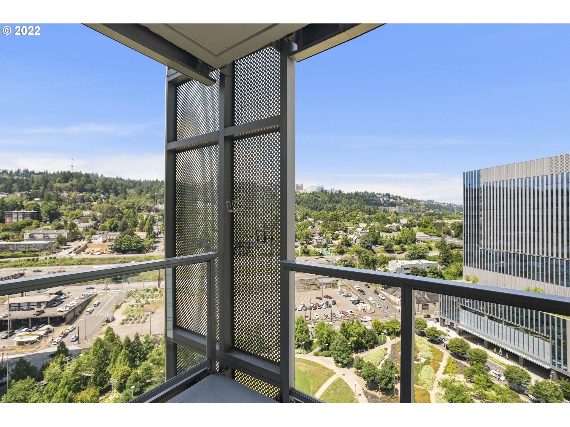 Photo #6: 23112642 Listing 