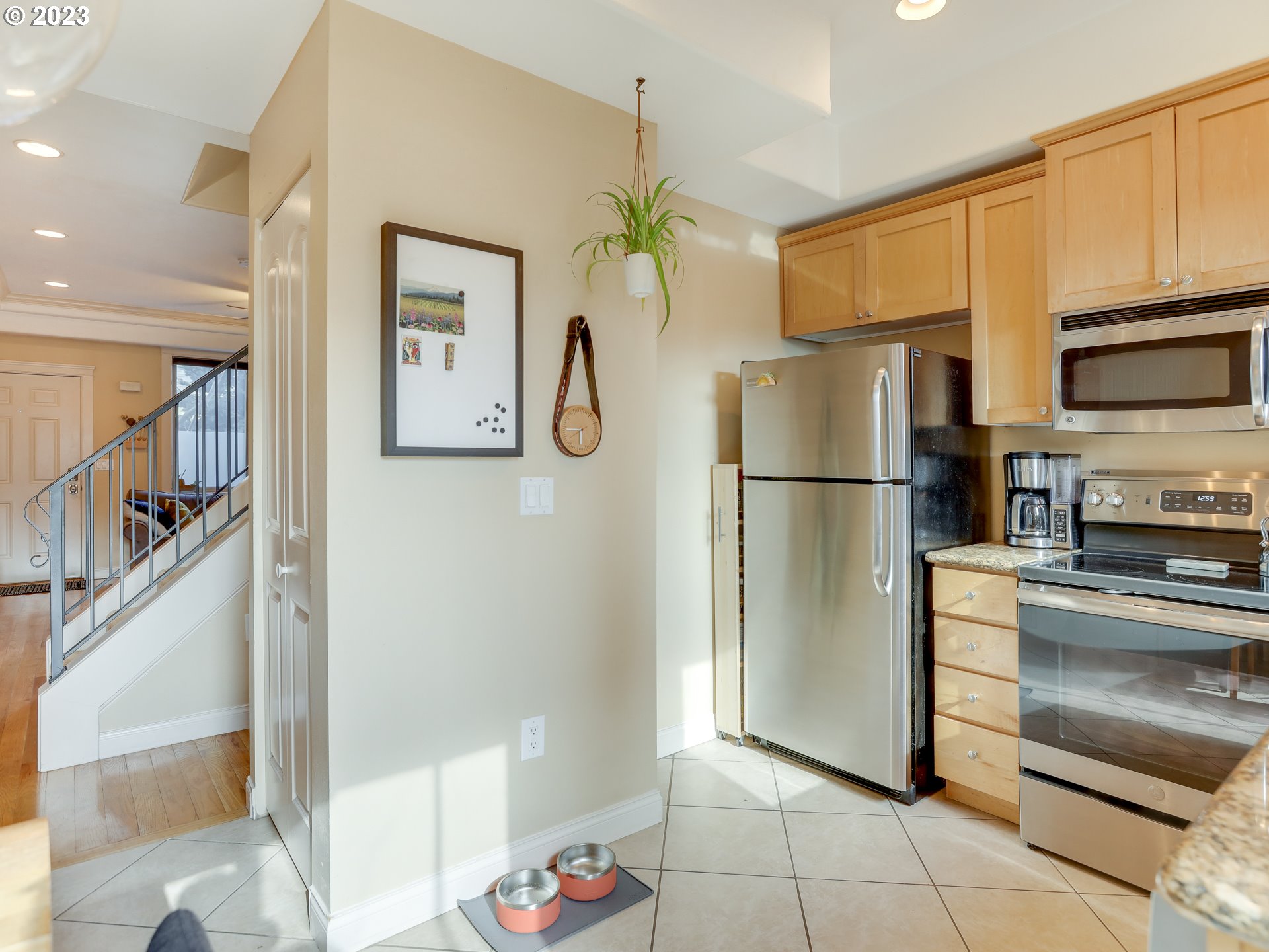 Photo #6: 23114916 Listing 