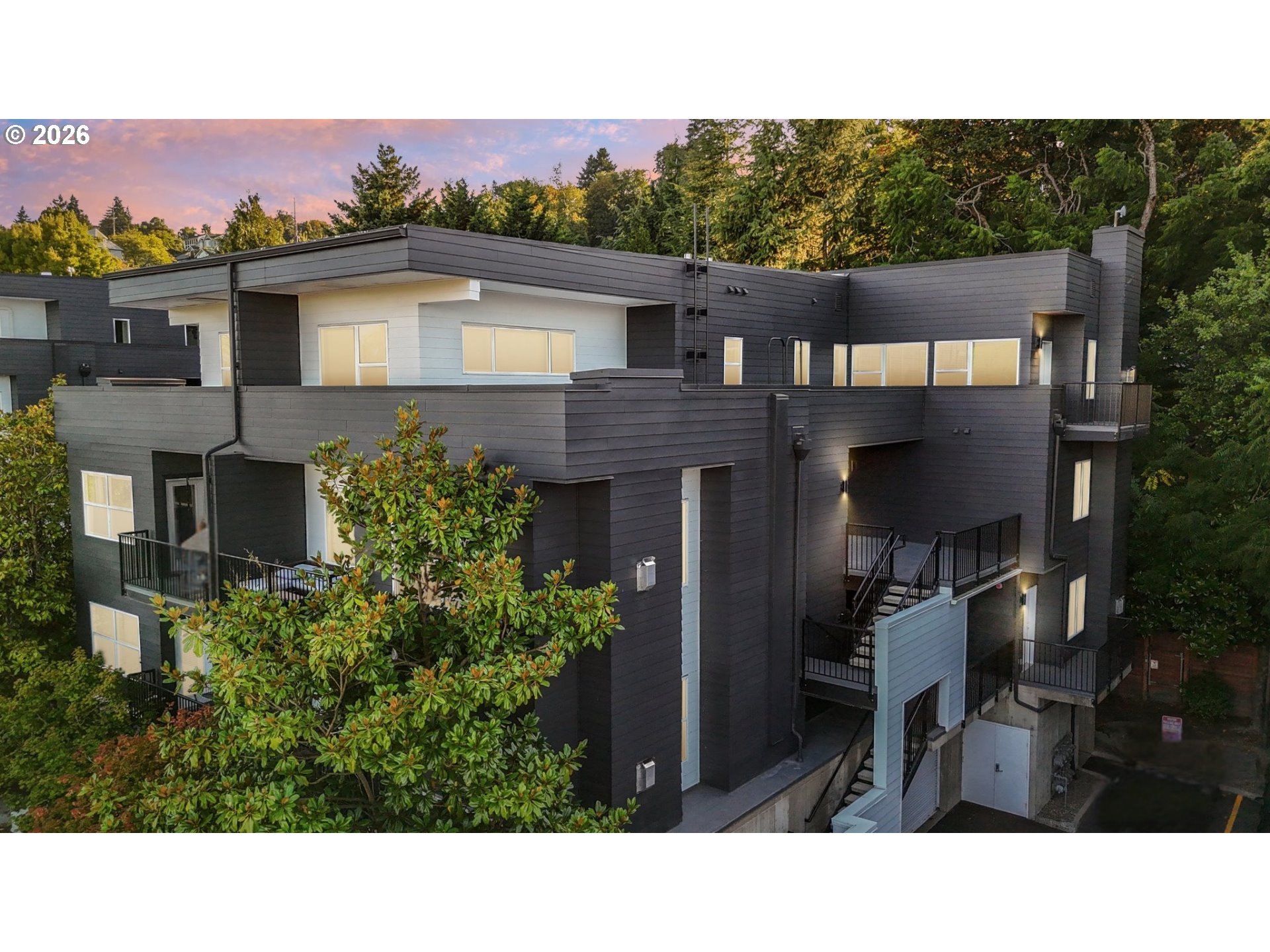 606 S NEVADA ST, Portland OR 97219