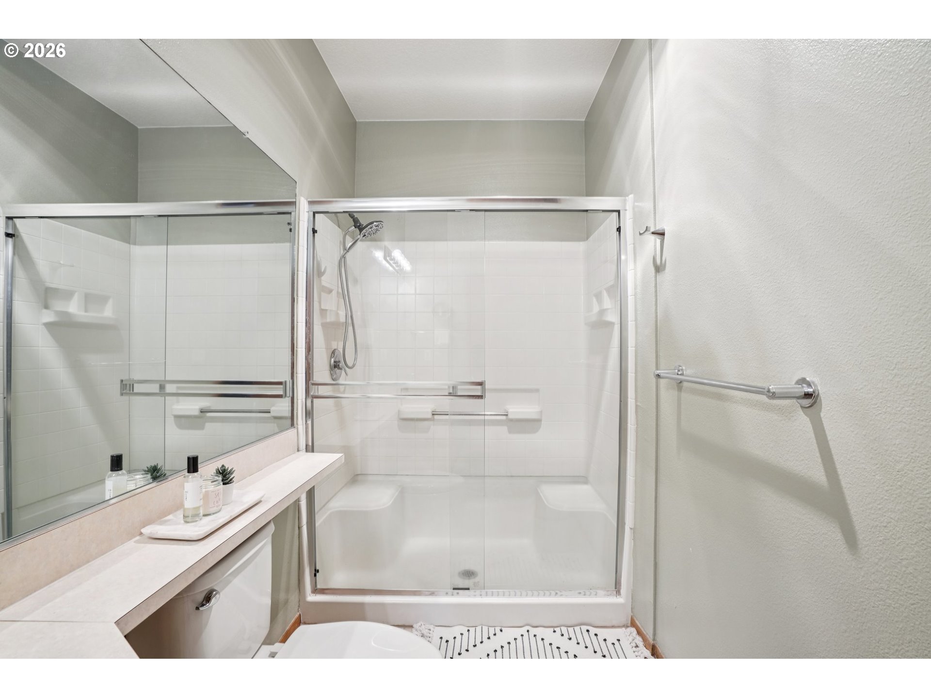 Photo #8: 231158707 Listing: Photo #8