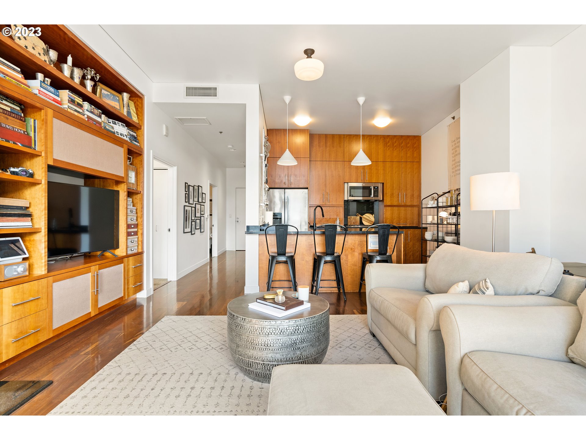 Photo #4: 23118634 Listing 