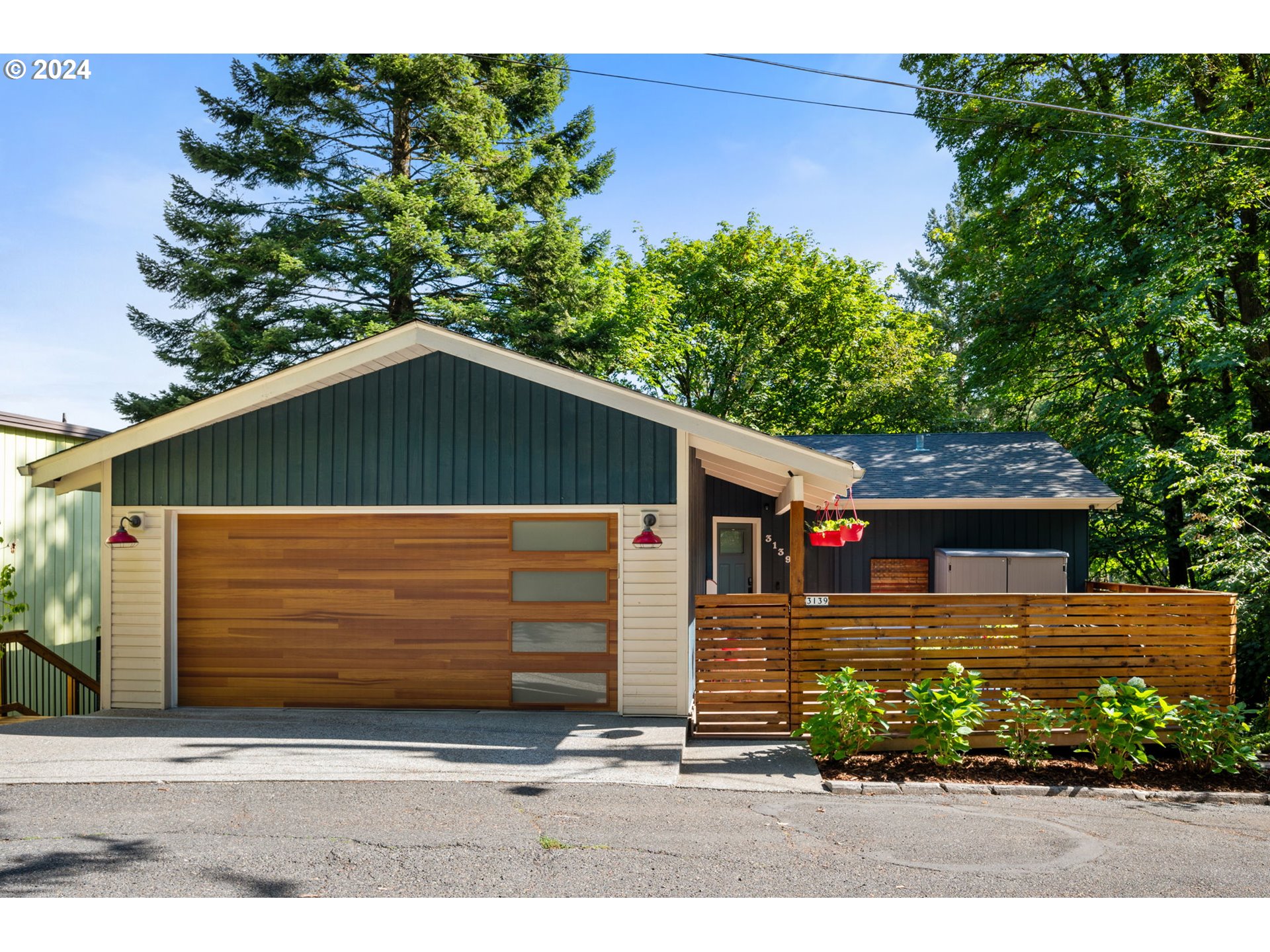 3139 SW HAMPSHIRE ST, Portland, OR 97205
