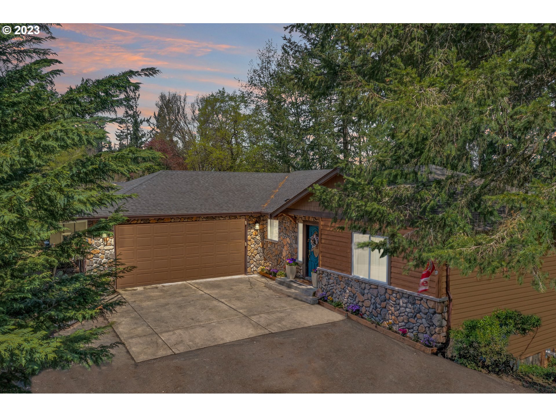 37012 NE Wiehl Rd, La Center, WA 98629