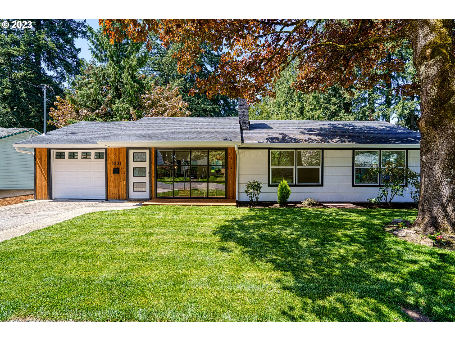 Portland Real Estate 1231 NE 111TH AVE OR 97220 599,900