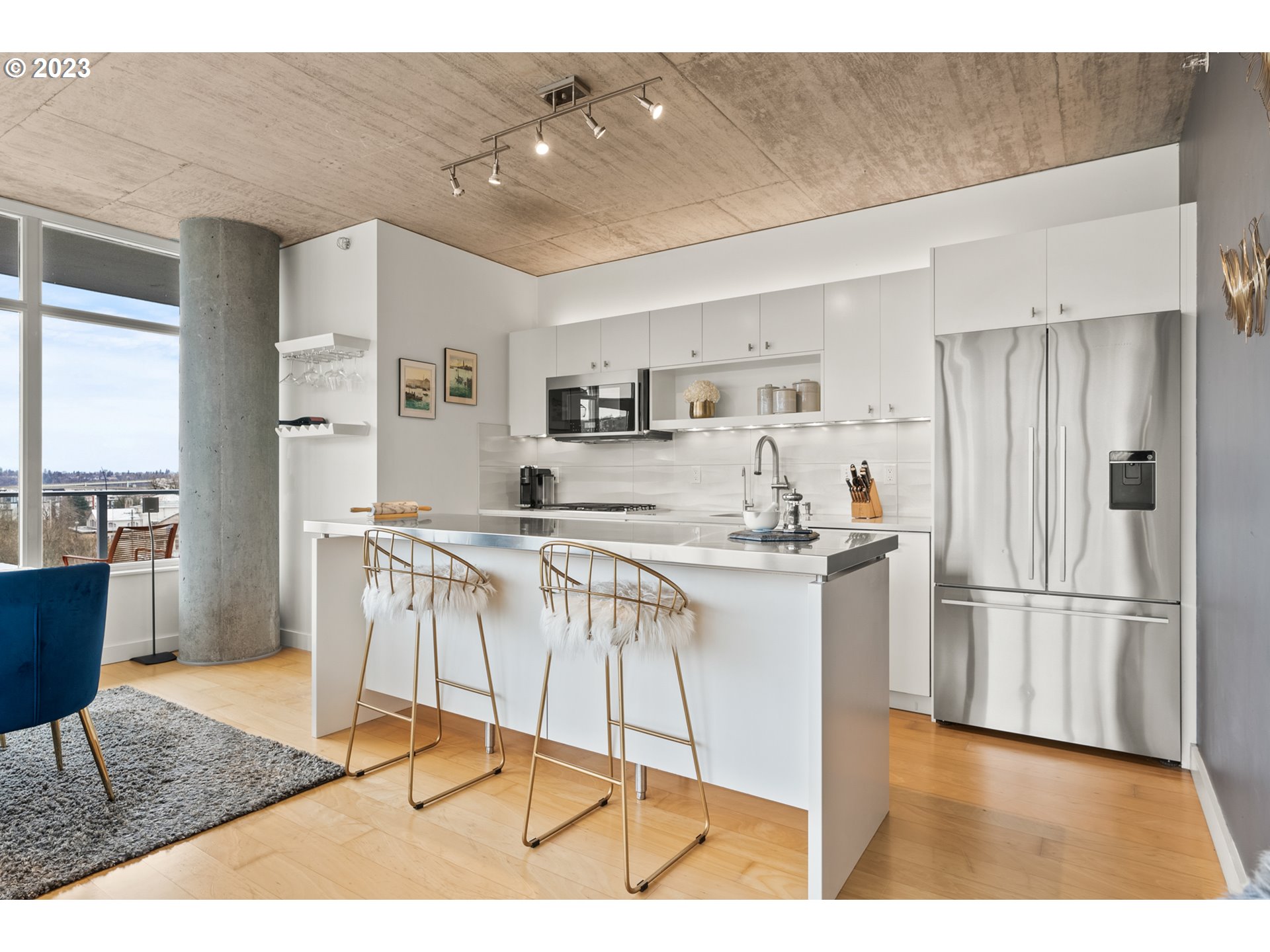 Photo #2: 23142840 Listing 
