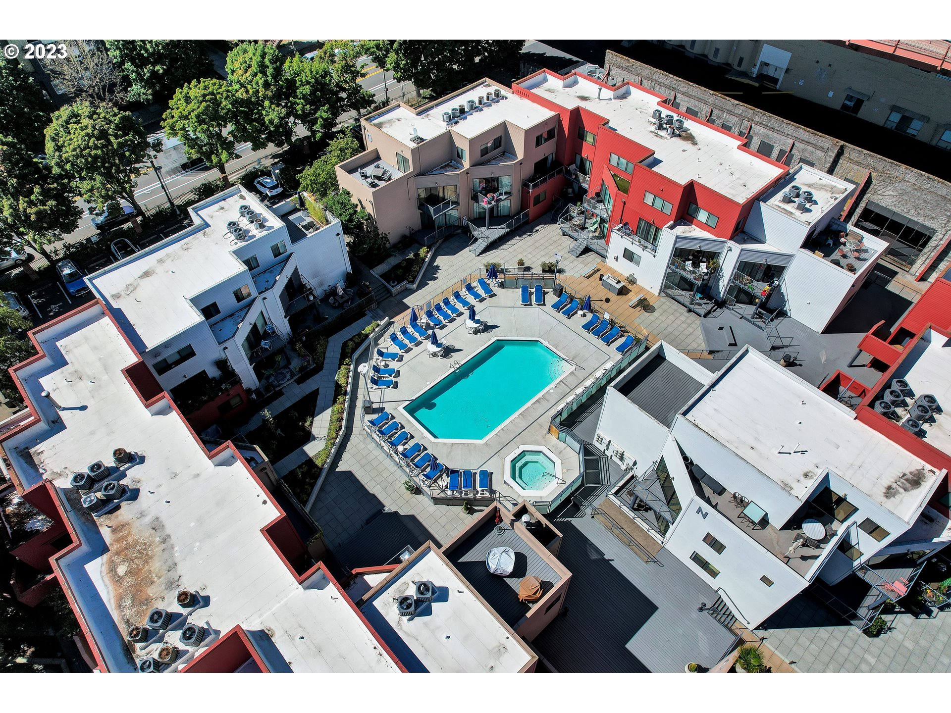 Photo #14: 23145258 Listing 