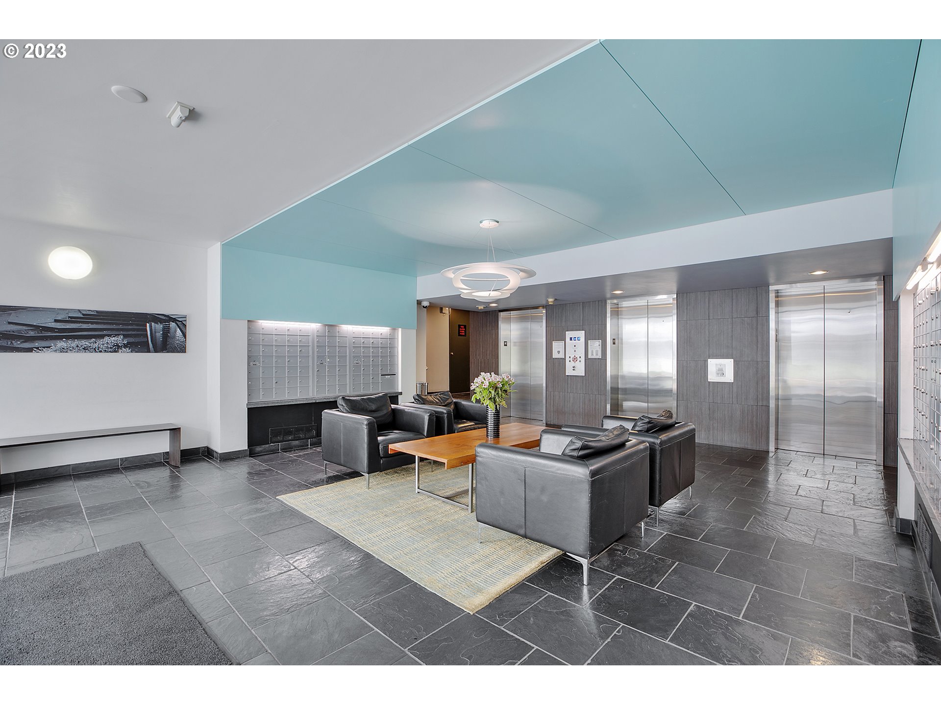 Photo #3: 23158938 Listing 