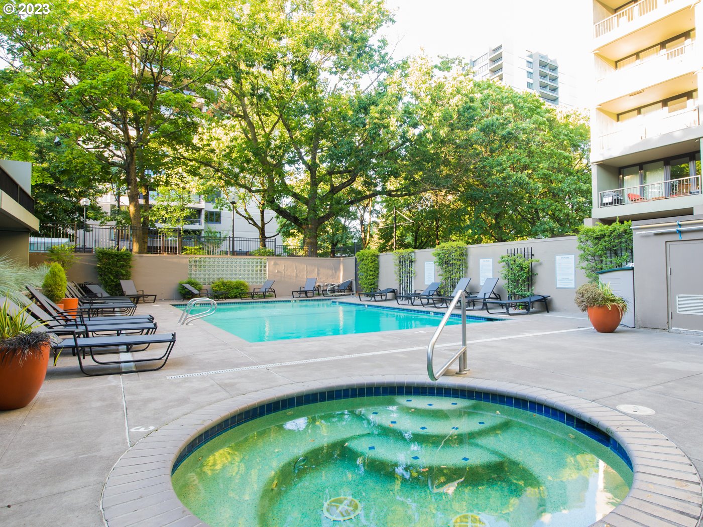 Photo #4: 23170226 Listing 