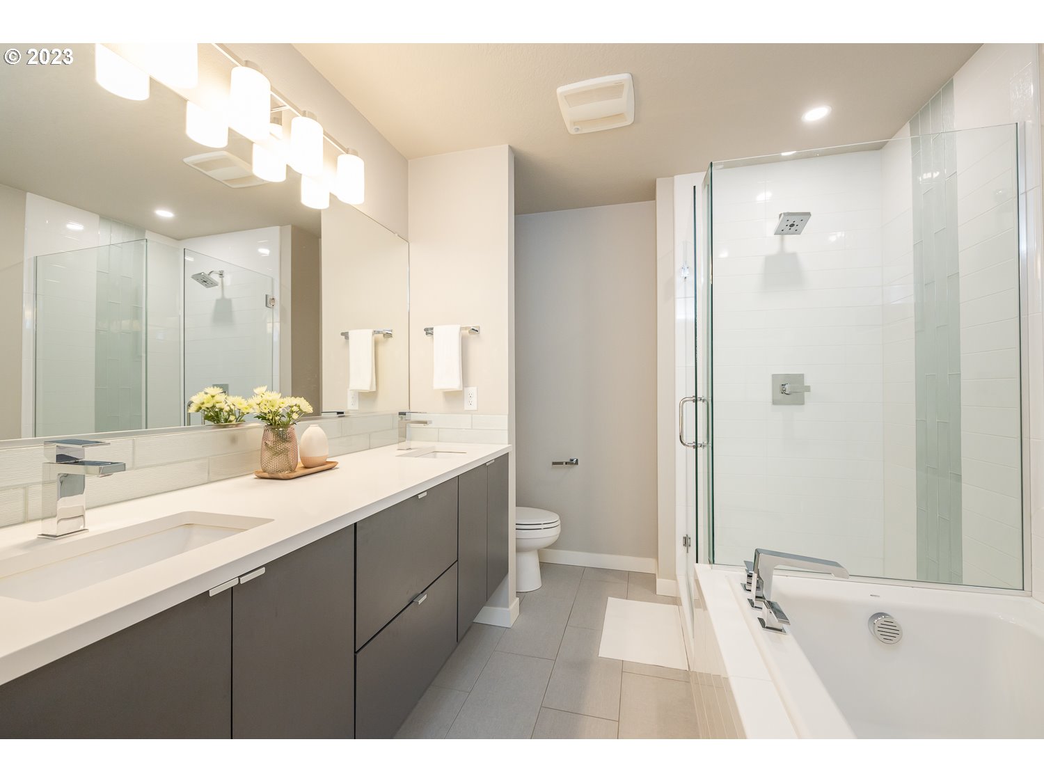 Photo #6: 23173063 Listing 