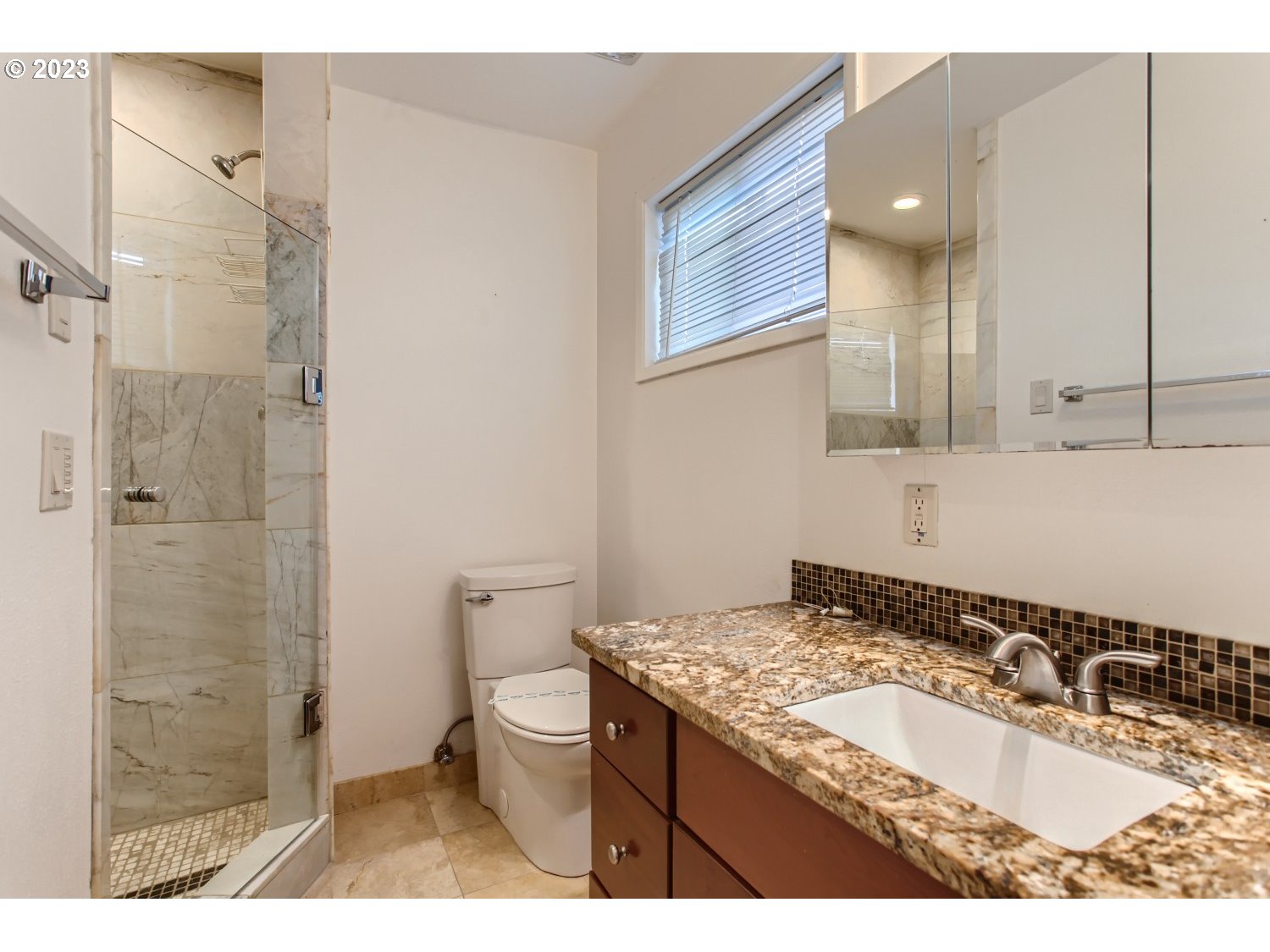 Photo #4: 23173488 Listing 