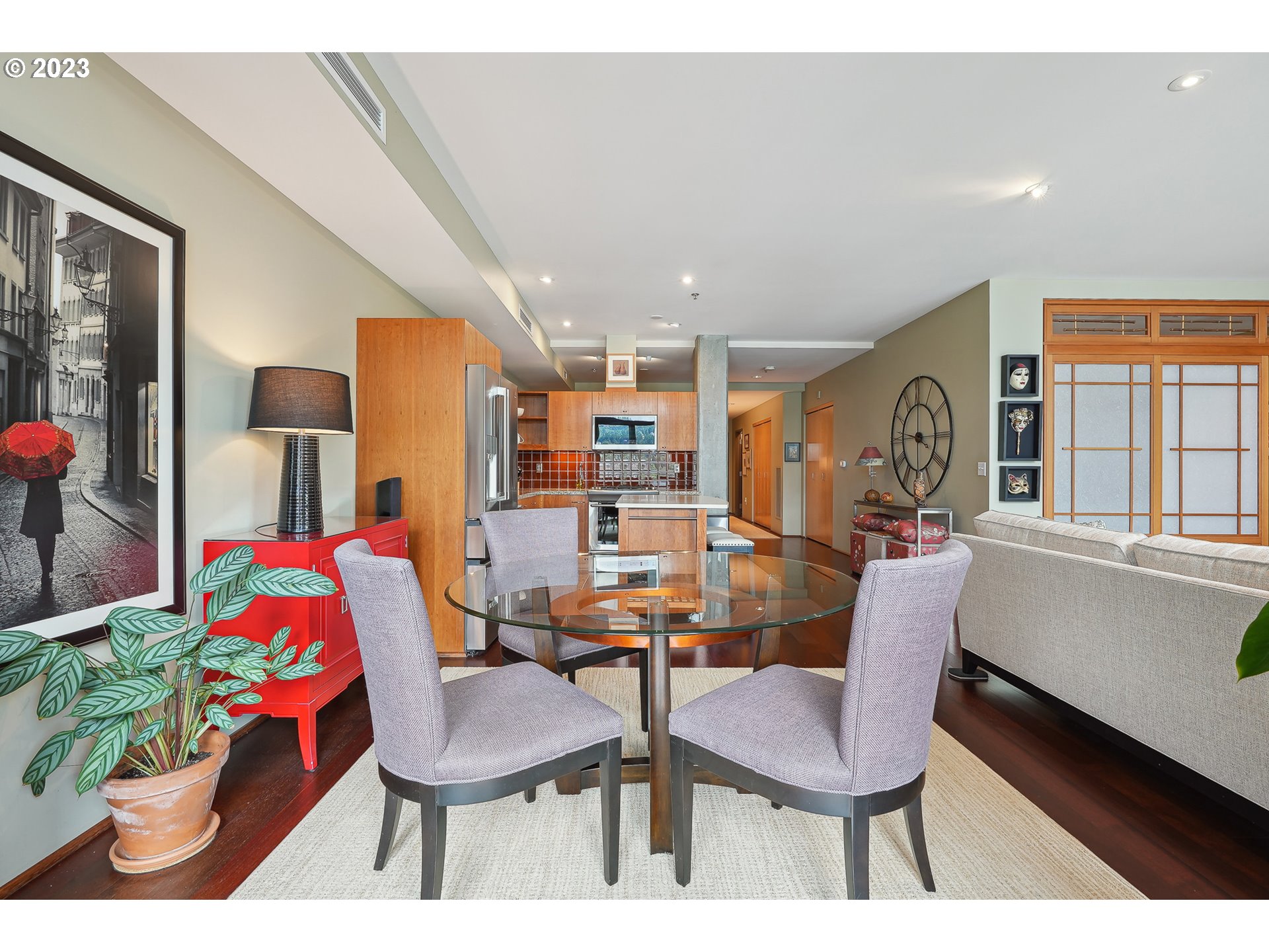 Photo #5: 23176528 Listing 