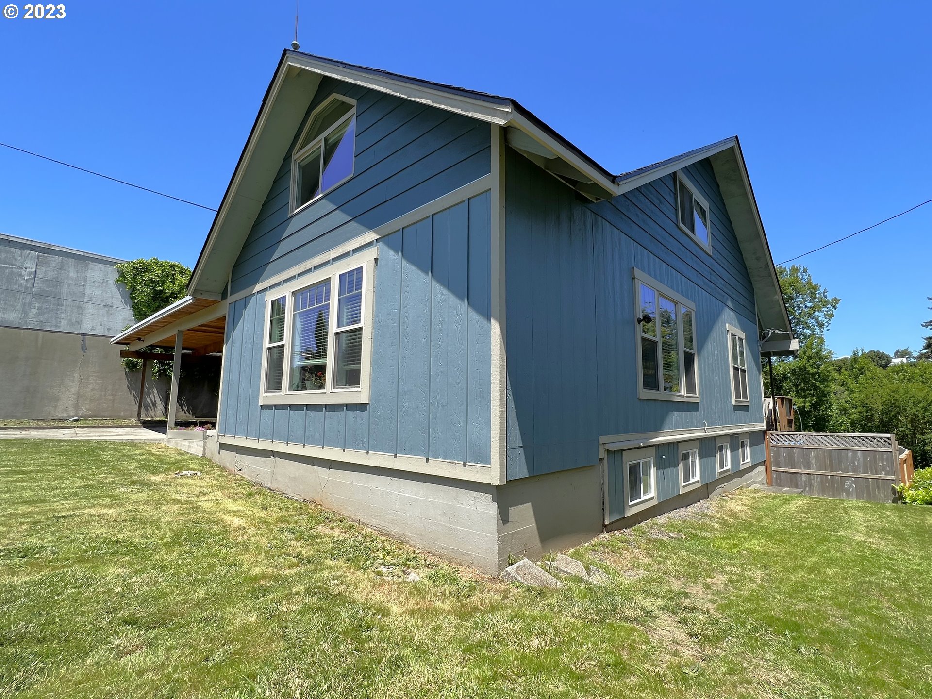 638 Maryland ST, North Bend, OR 97459