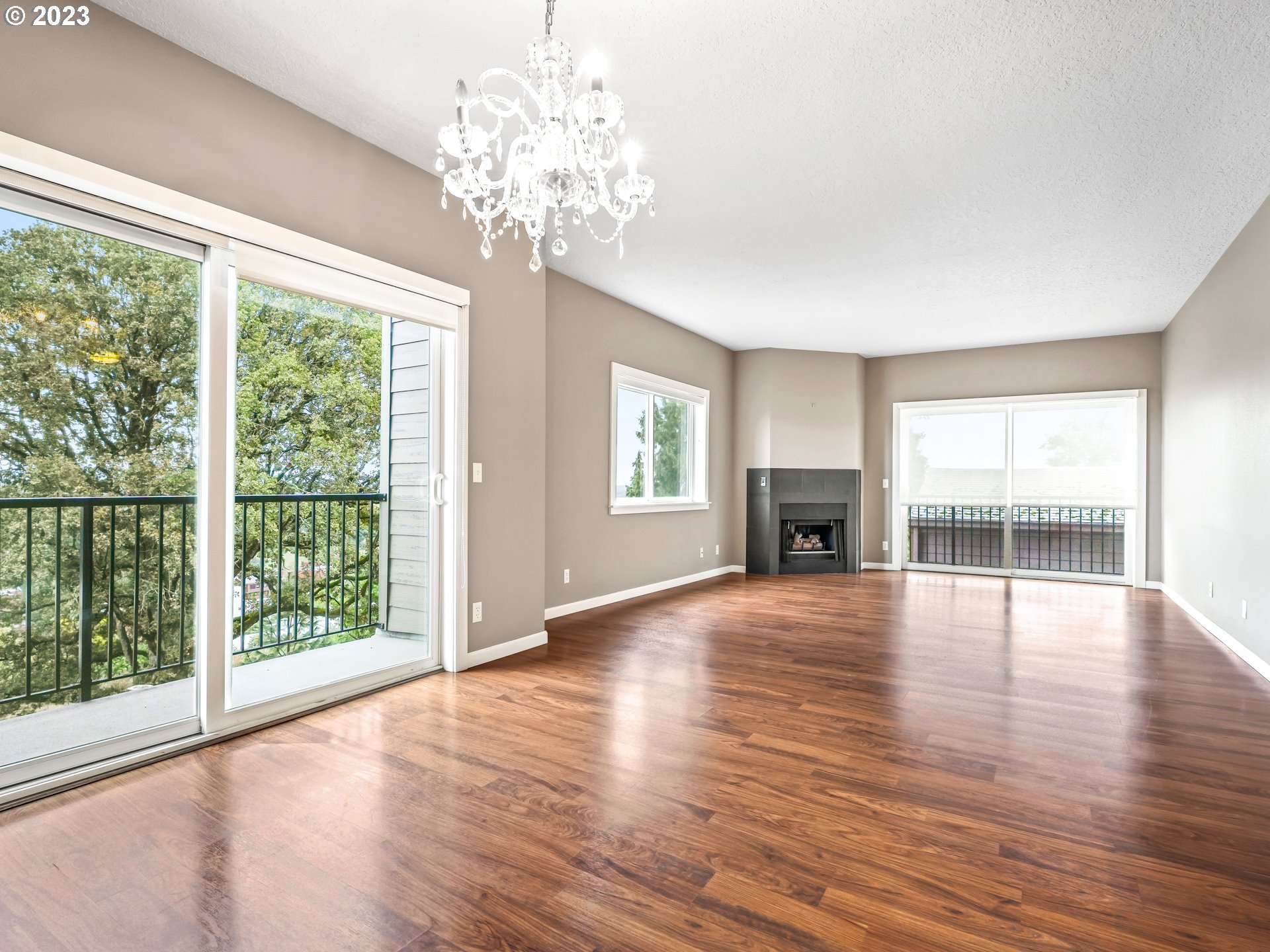 Photo #6: 23184068 Listing 