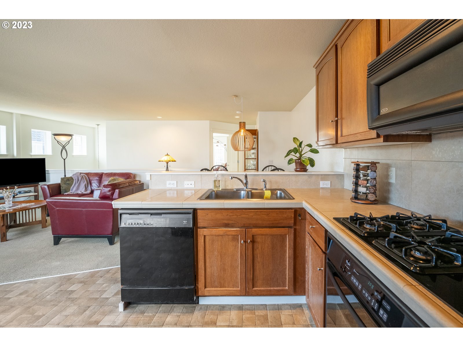 Photo #2: 23189234 Listing 