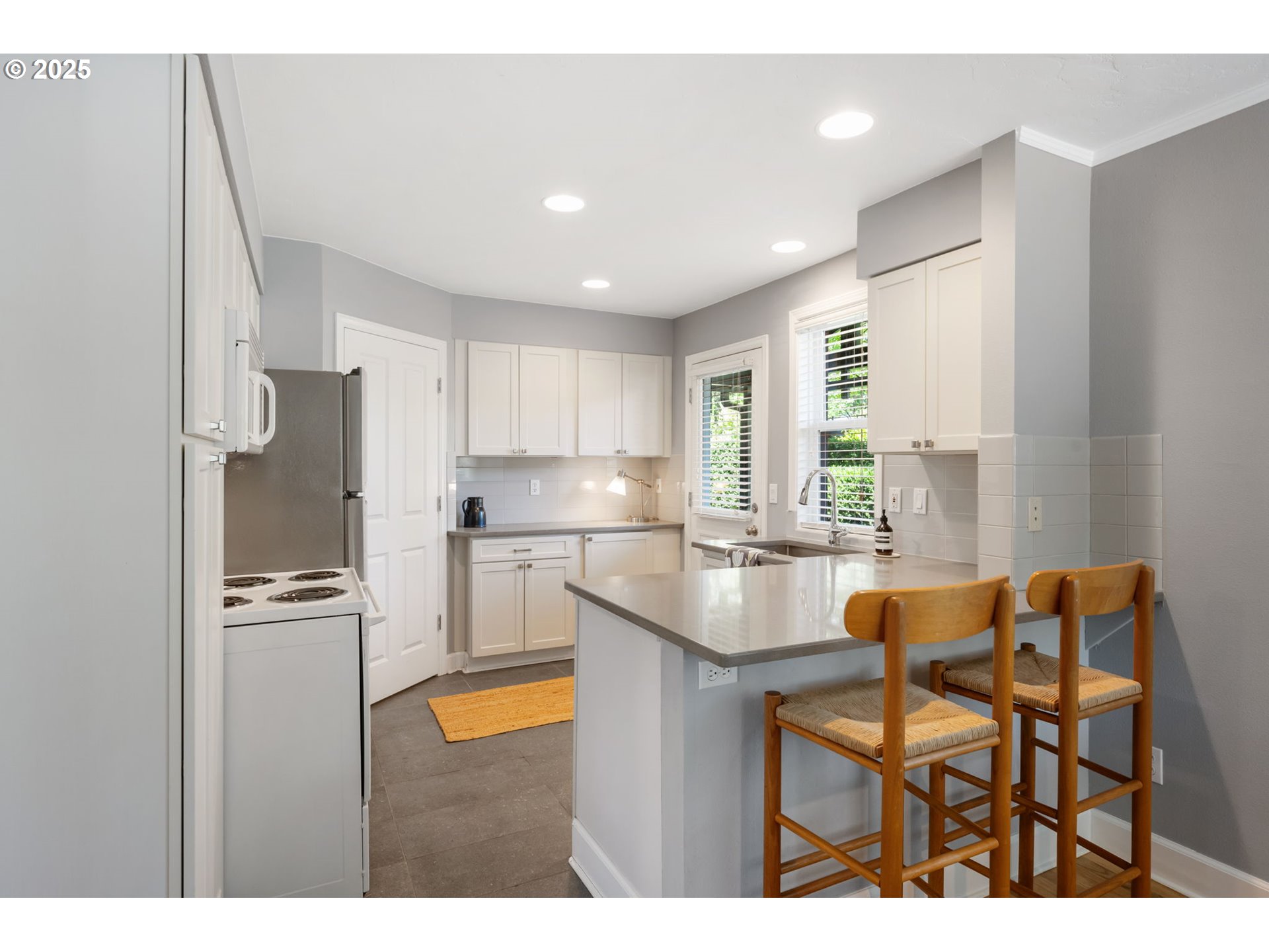 Photo #8: 231911088 Listing: Photo #8
