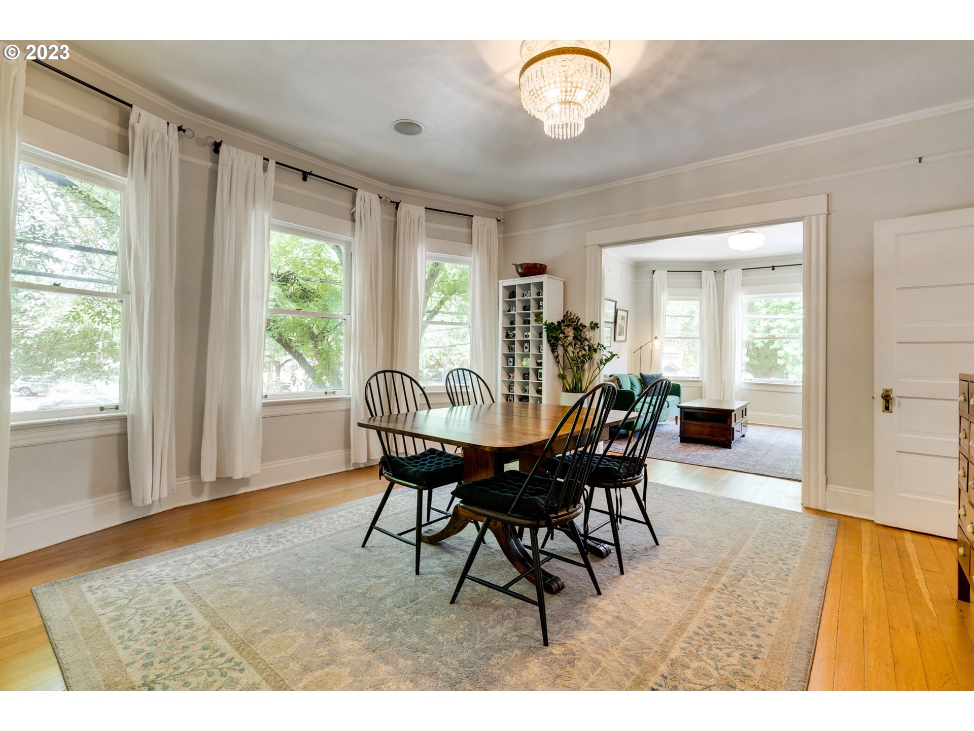 Photo #5: 23192750 Listing 