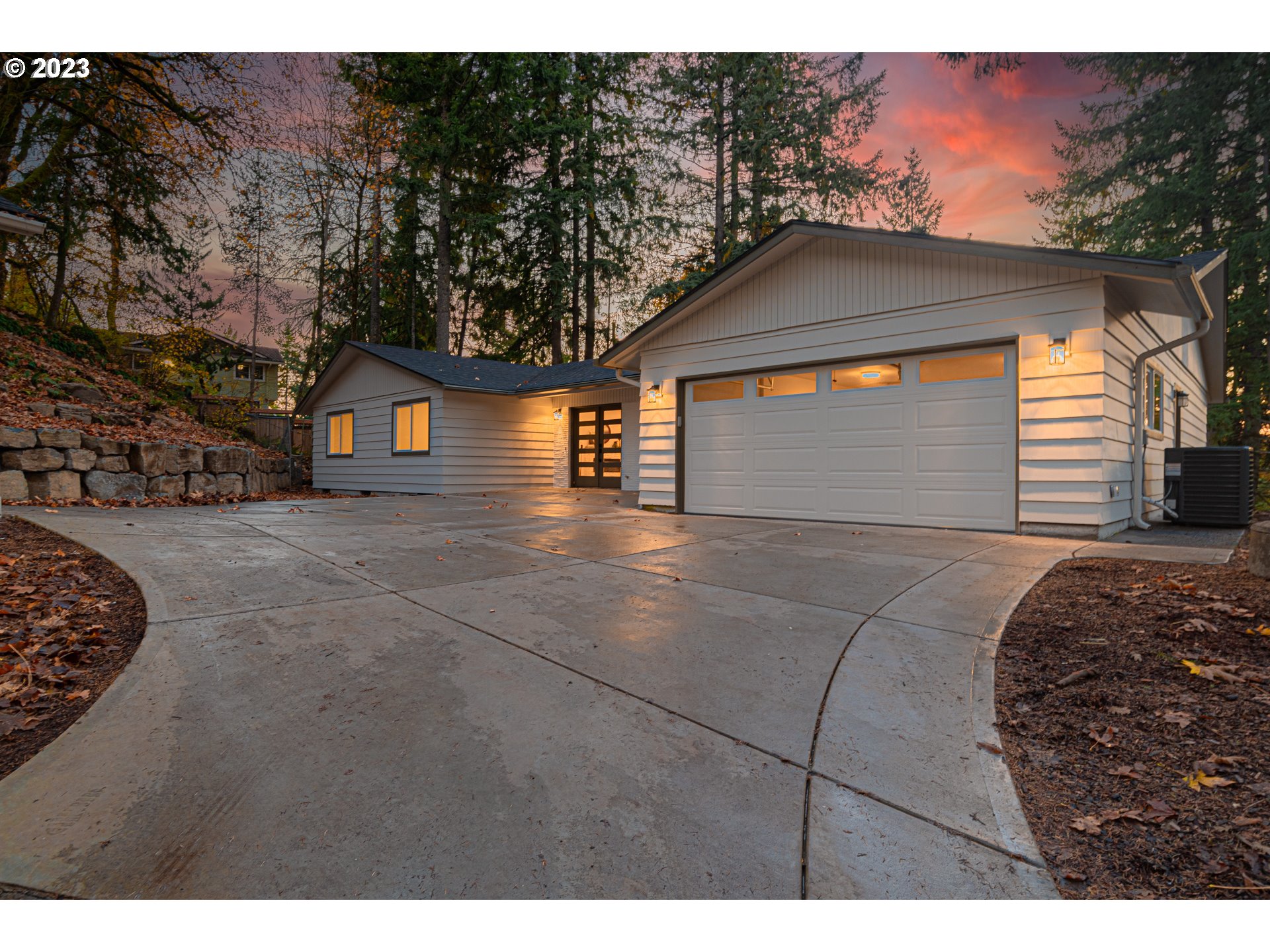 4001 SE Crown Rd, Camas, WA 98607