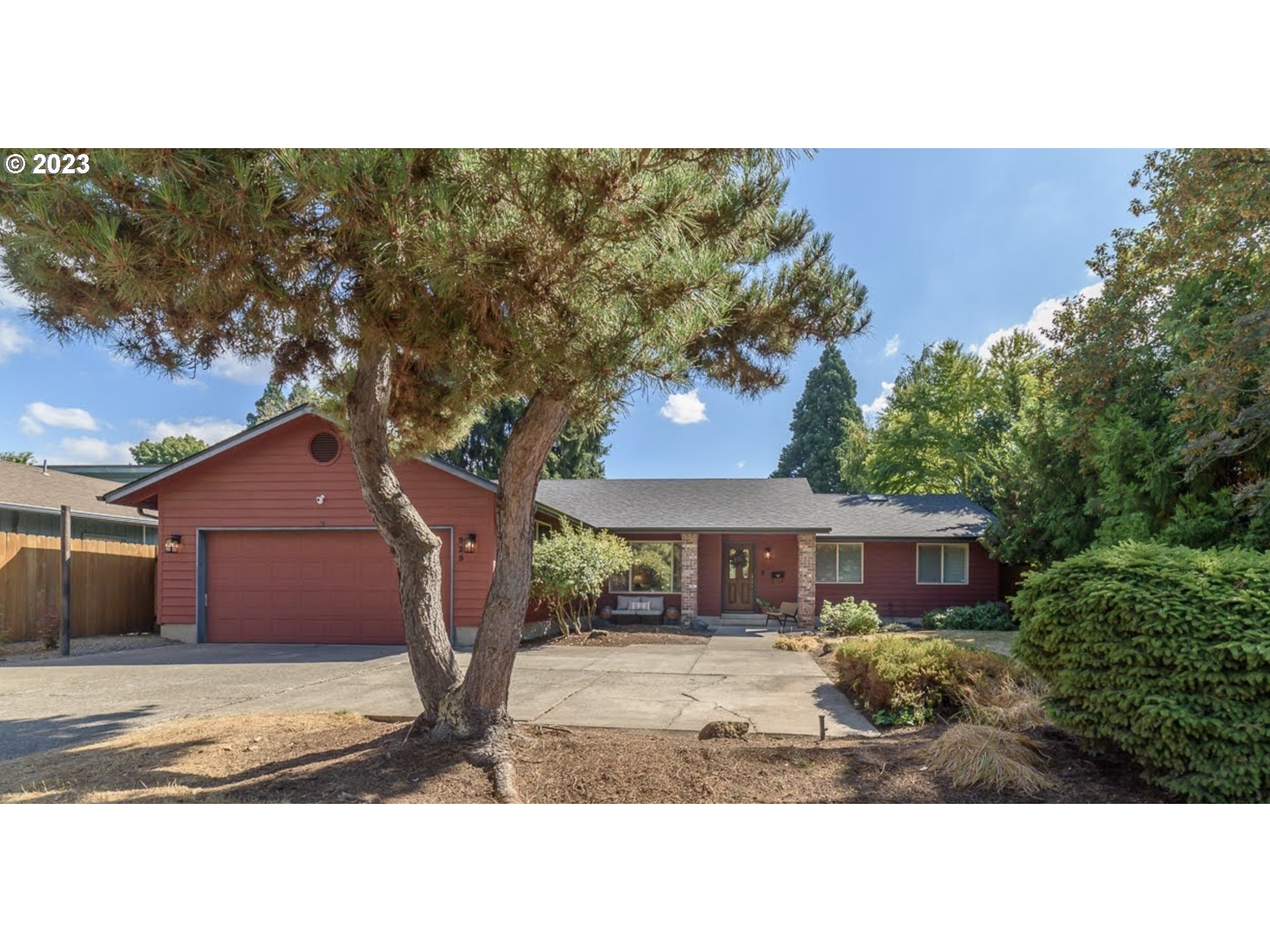 dC Real Estate We Know Homes